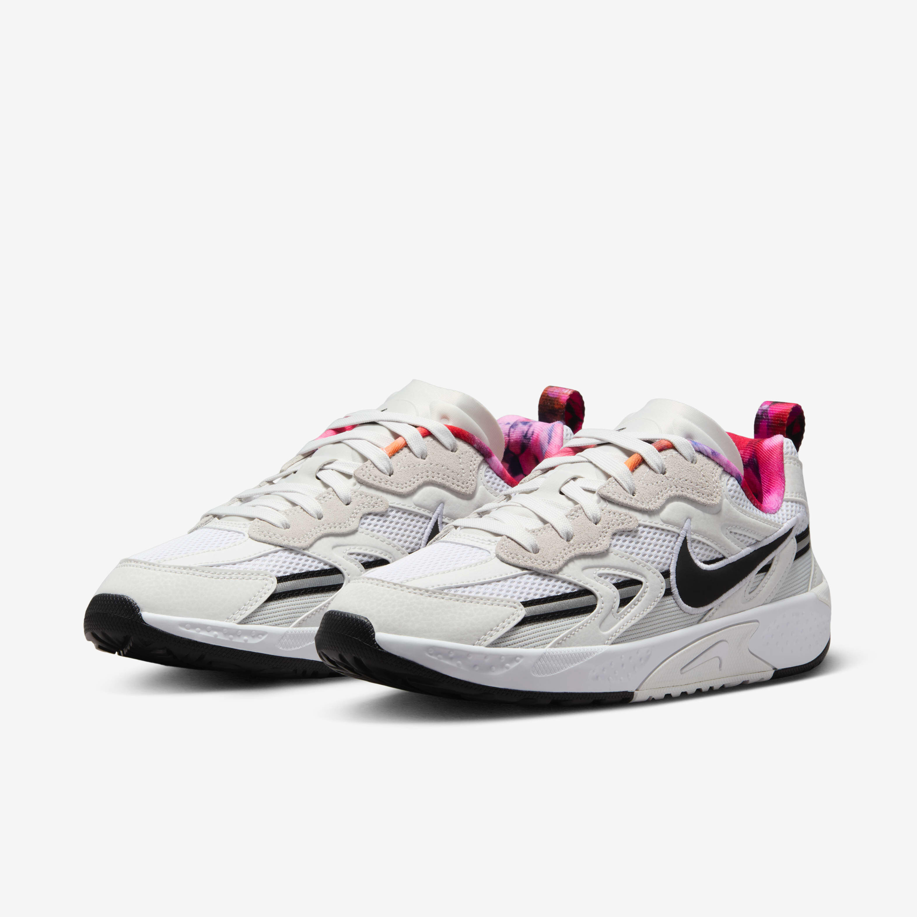 Buy Nike JAM Train Electric Women's Shoes - White/Photon Dust/Platinum  Tint/Black | Nike Kuwait Official