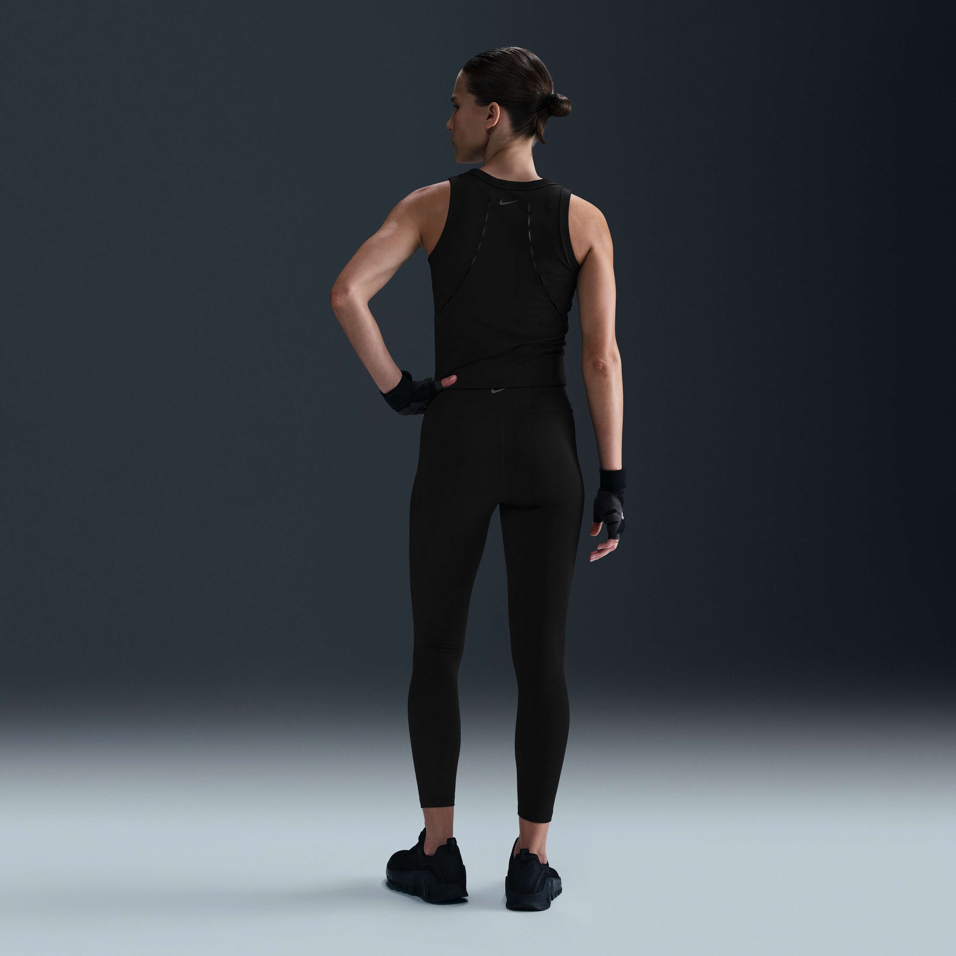 Nike One Fitted image number 4