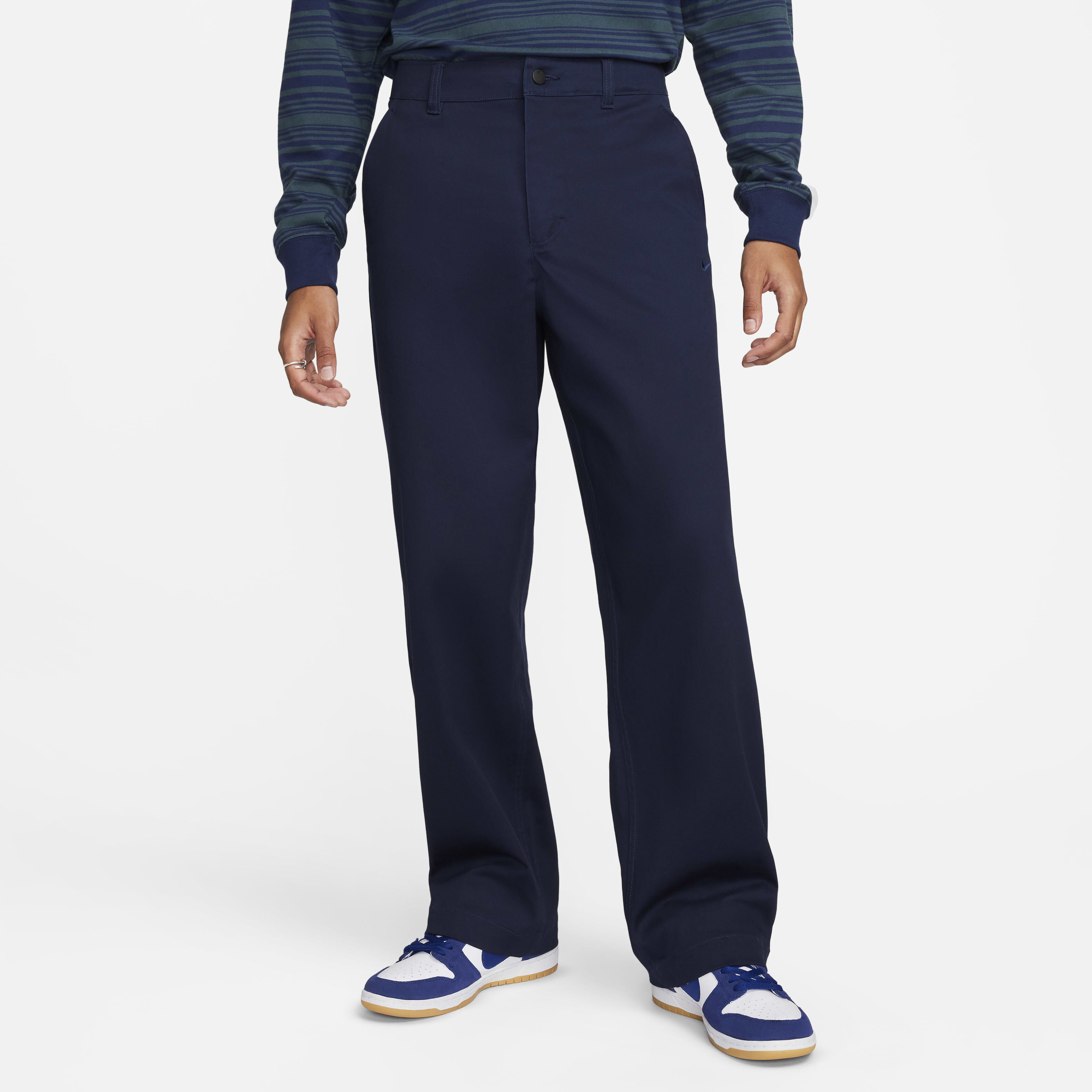Buy Nike Life Men's El Chino Trousers - Obsidian/Obsidian | Nike Kuwait  Official