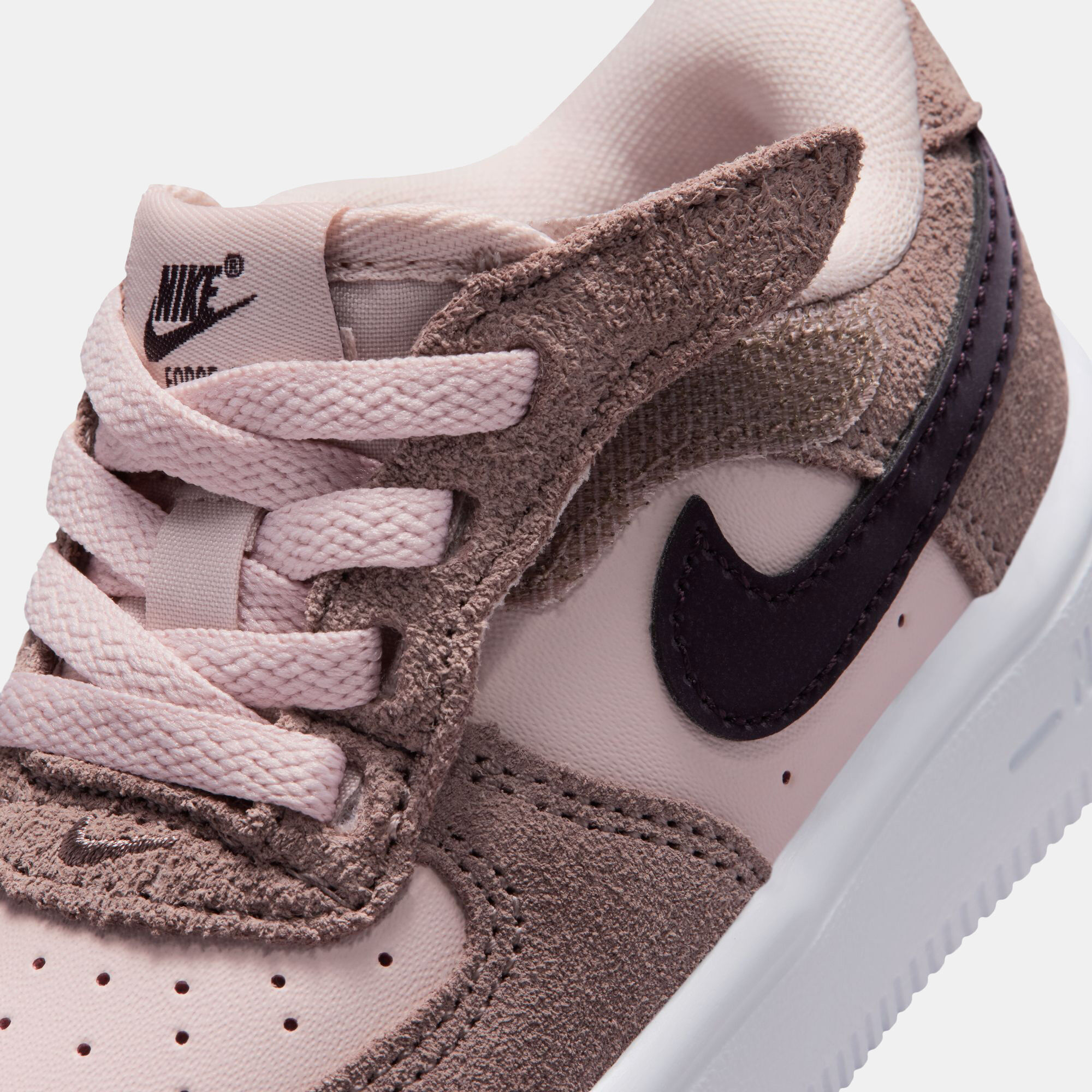 Nike Force 1 Low EasyOn BT Essential+ image number 8