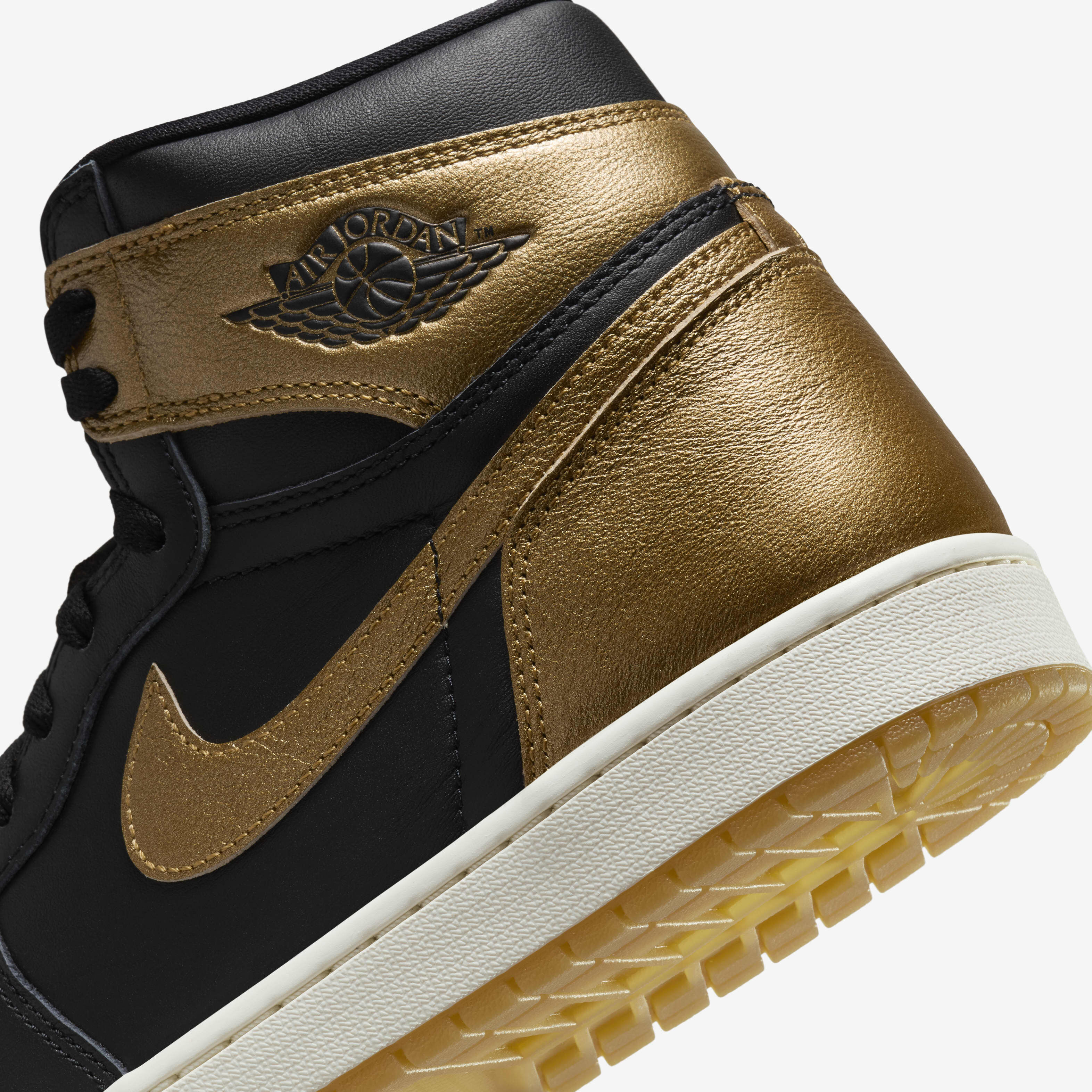 Buy Air Jordan 1 Retro High OG Men s Shoes Black Sail Metallic Gold Nike Kuwait Official