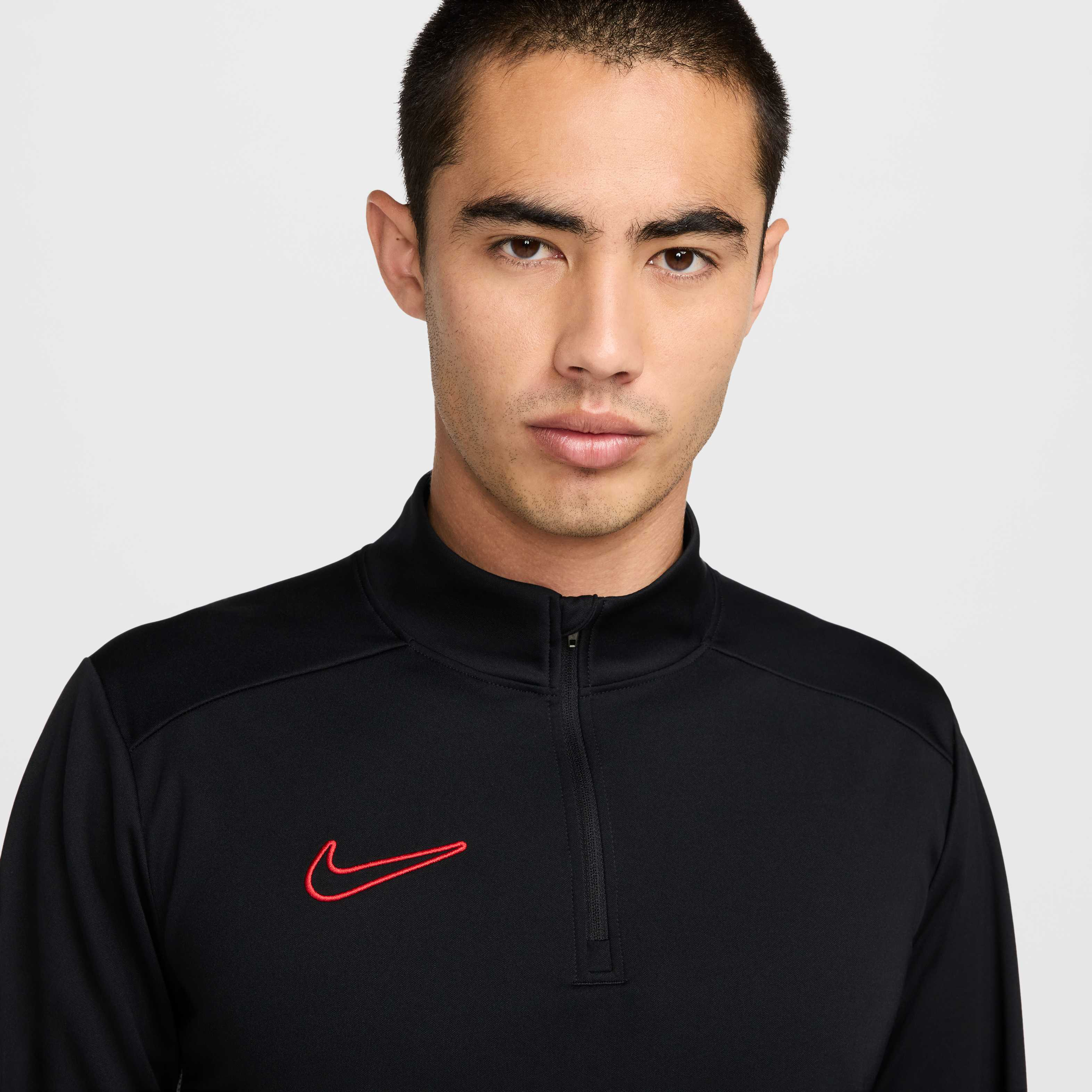 نايكي أكاديمي image number 2