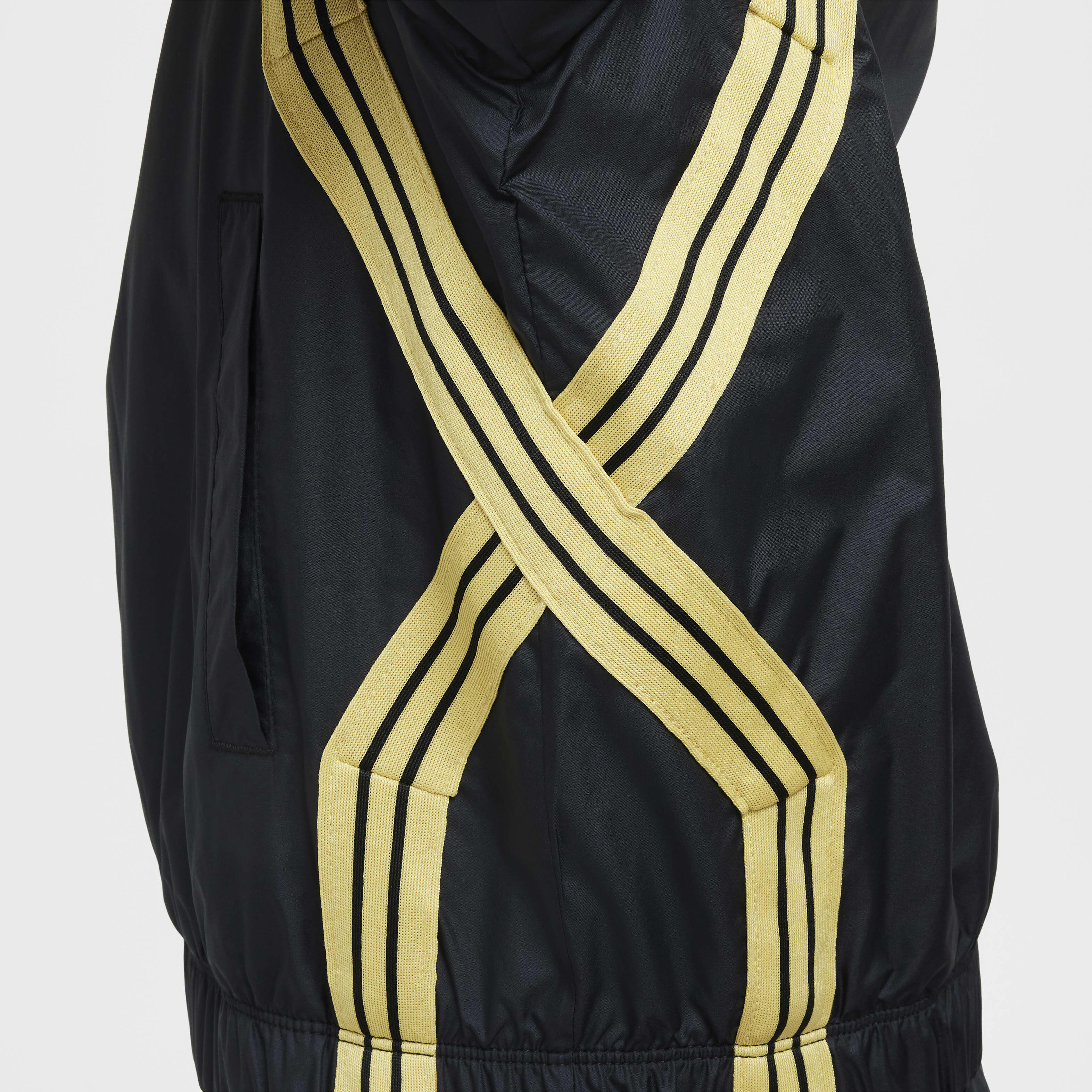 Nike Crossover image number 4