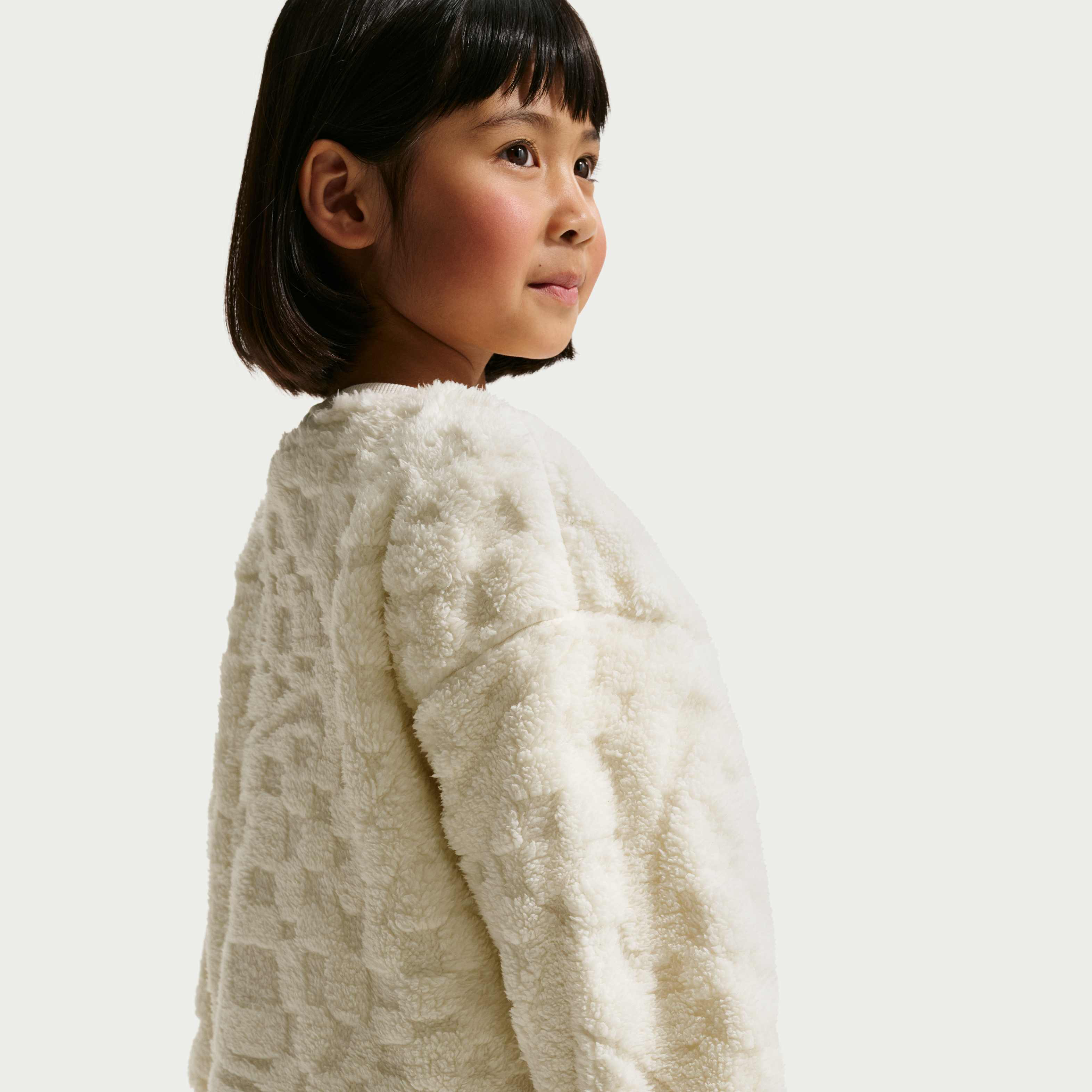 نايكي كوزي image number 2