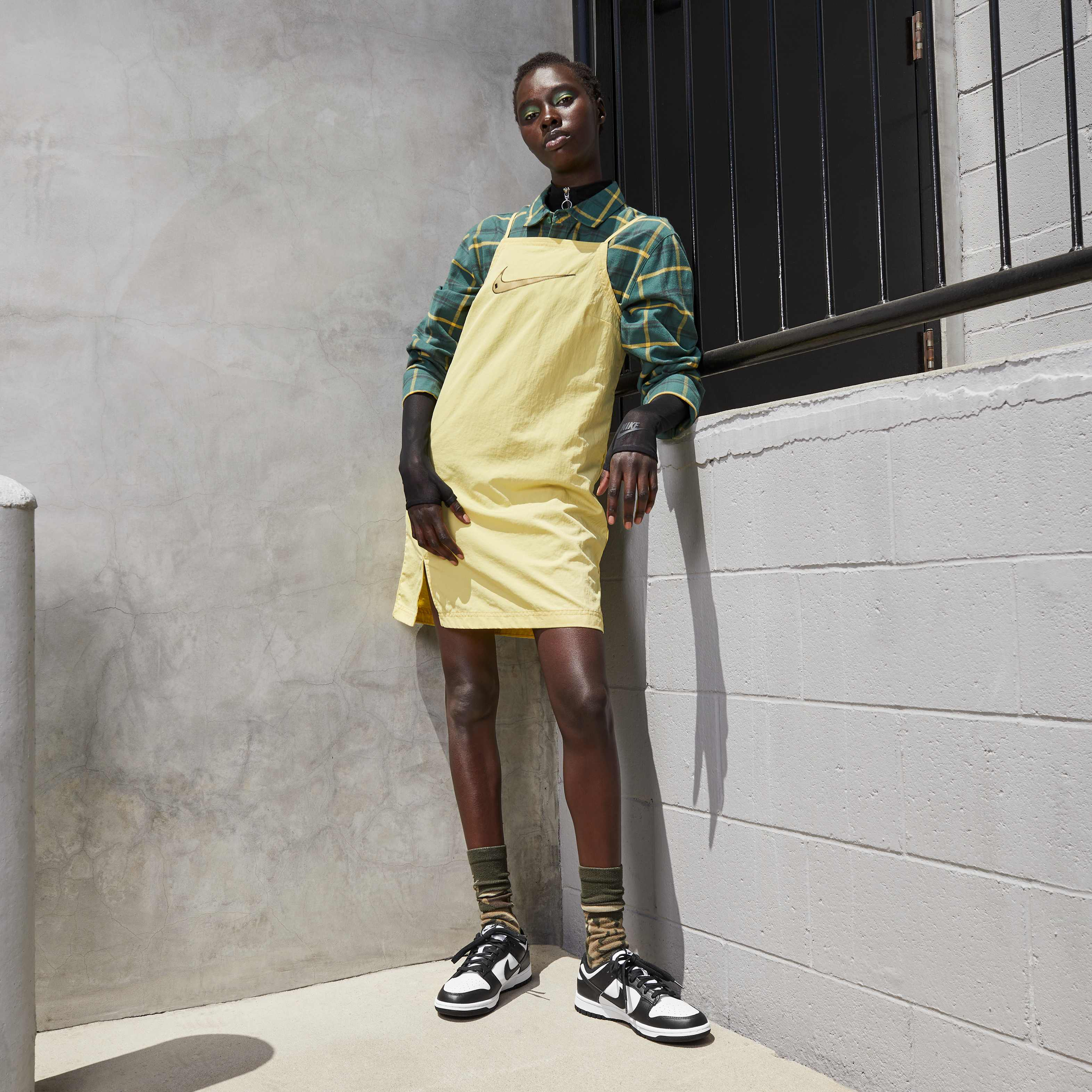 Nike Dunk Low image number 9