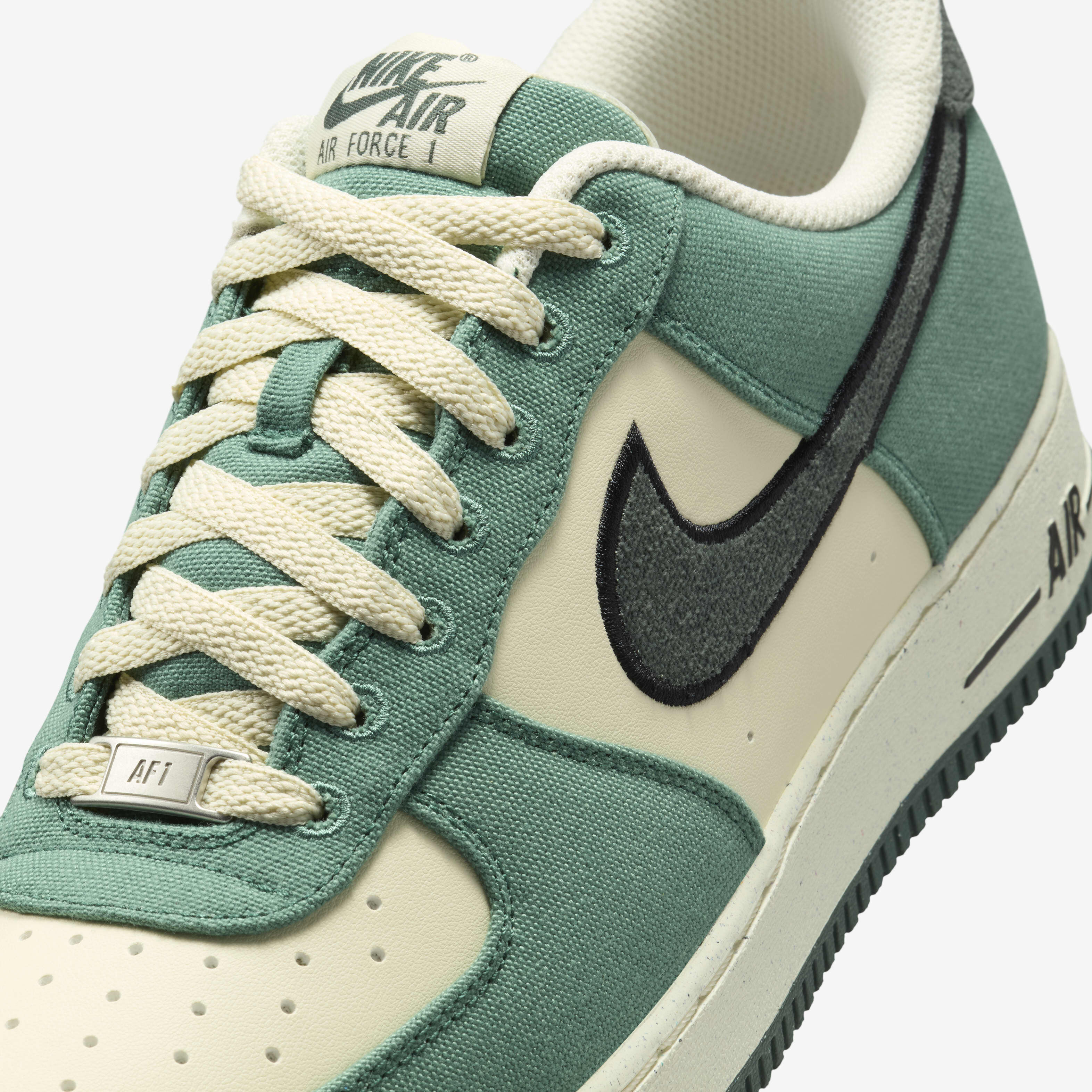 Buy Nike Air Force 1 07 LV8 Men s Shoes Nike Kuwait Official