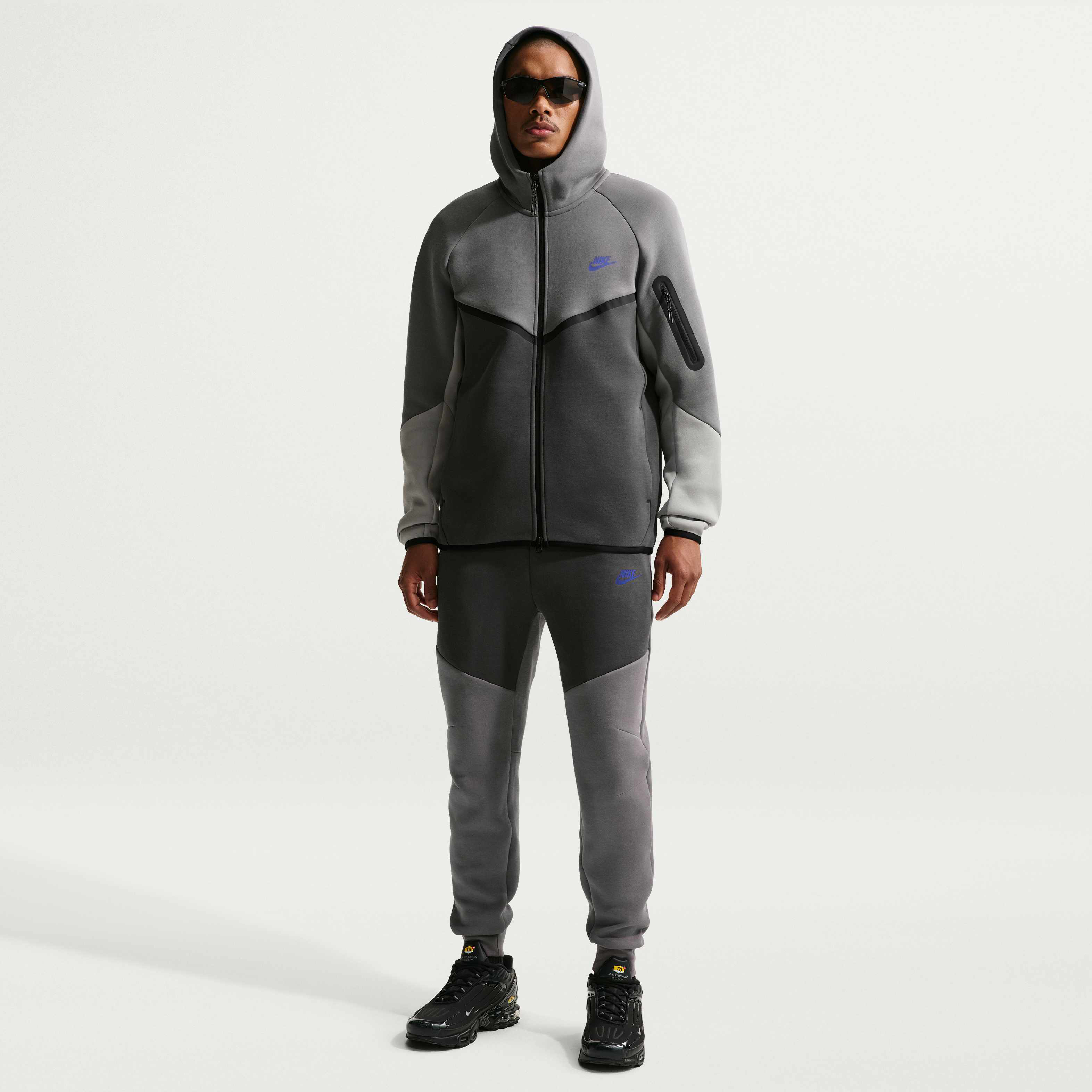 نايكي تك image number 0