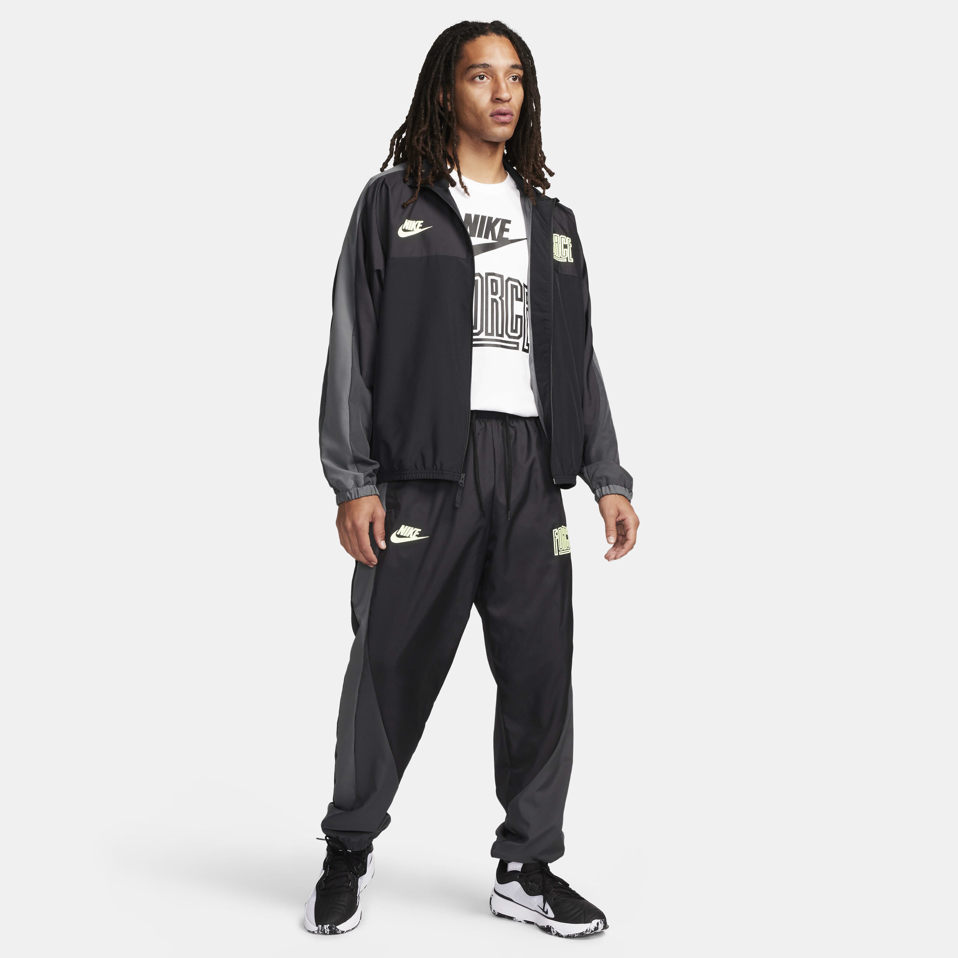 nike basketball starting 5 jacket in black