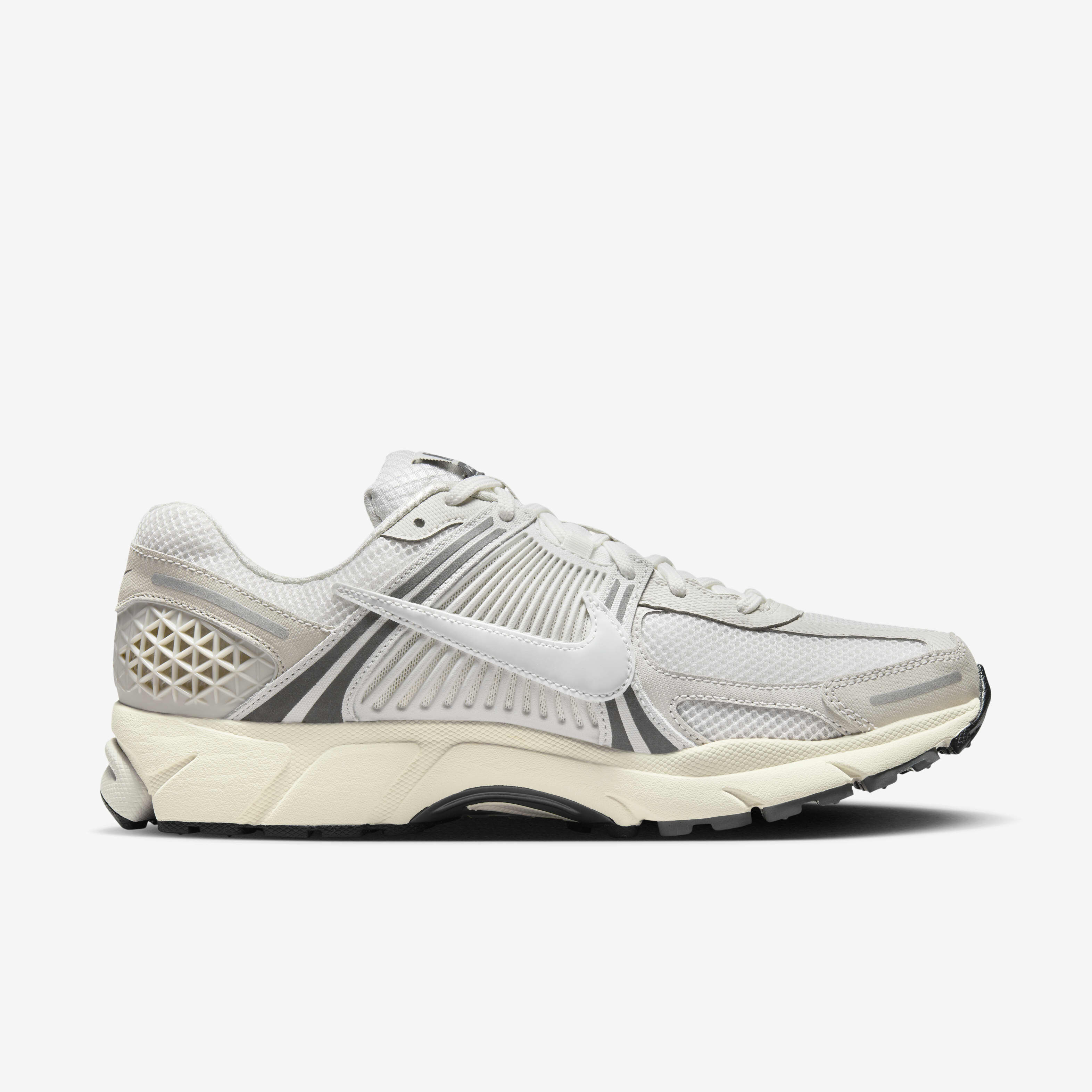 نايكي زووم فوميرو 5 image number 2