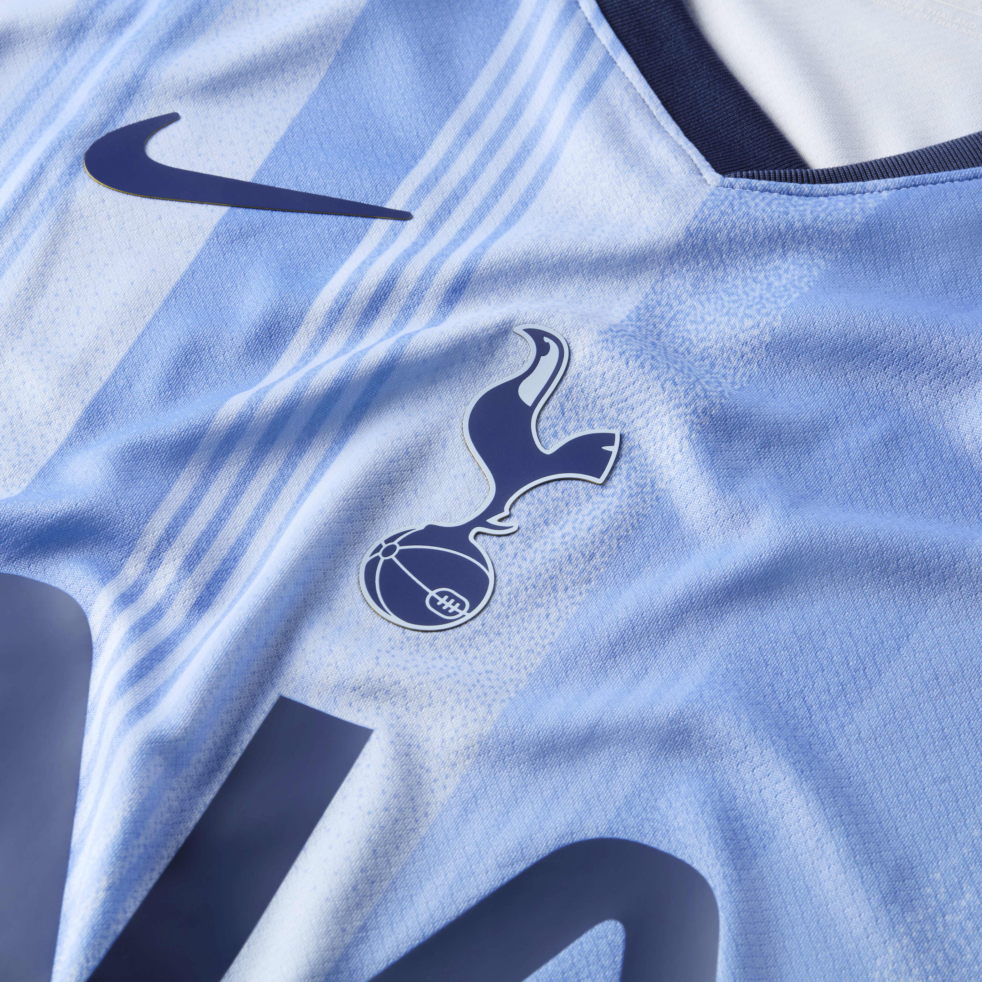 Tottenham Hotspur 2024/25 Stadium Away image number 8