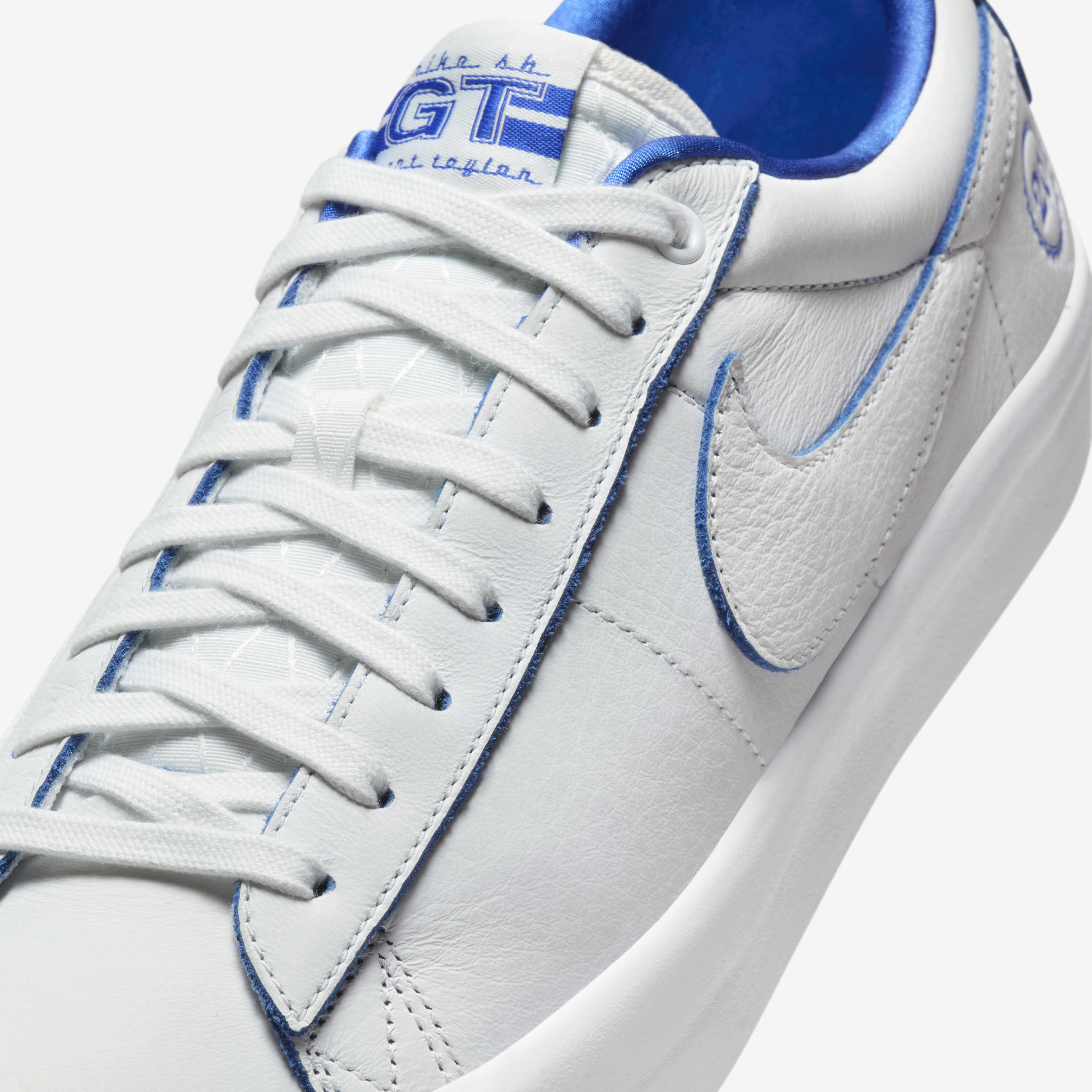 Nike blazer low premium discount