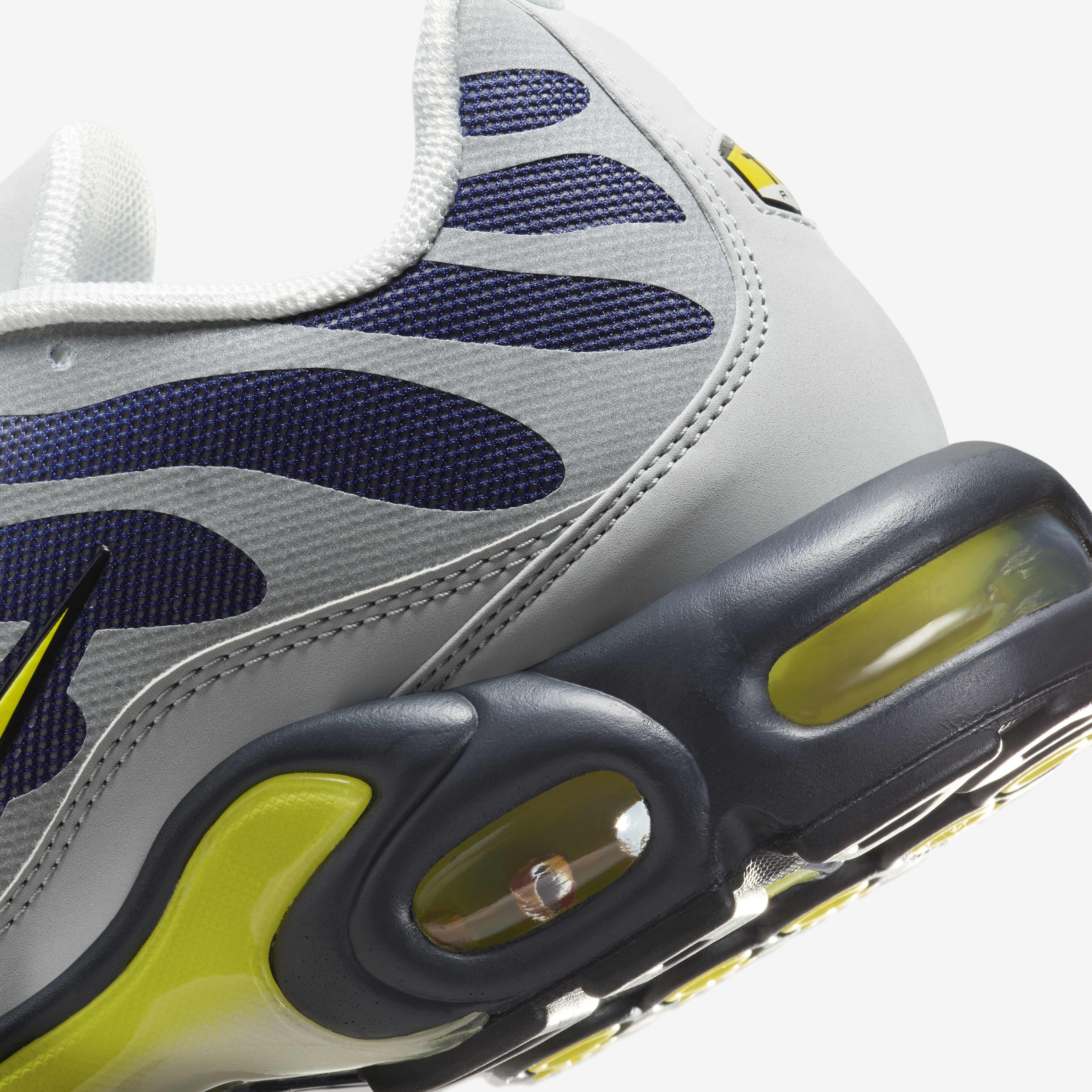 Nike Air Max Plus image number 7