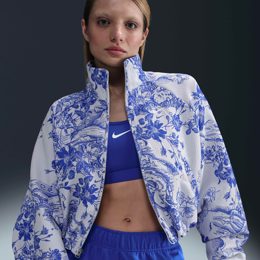 Modestwear-Nike, Nike Sportswear Collection, Women's Oversized Jacquard Tracksuit Jacket
