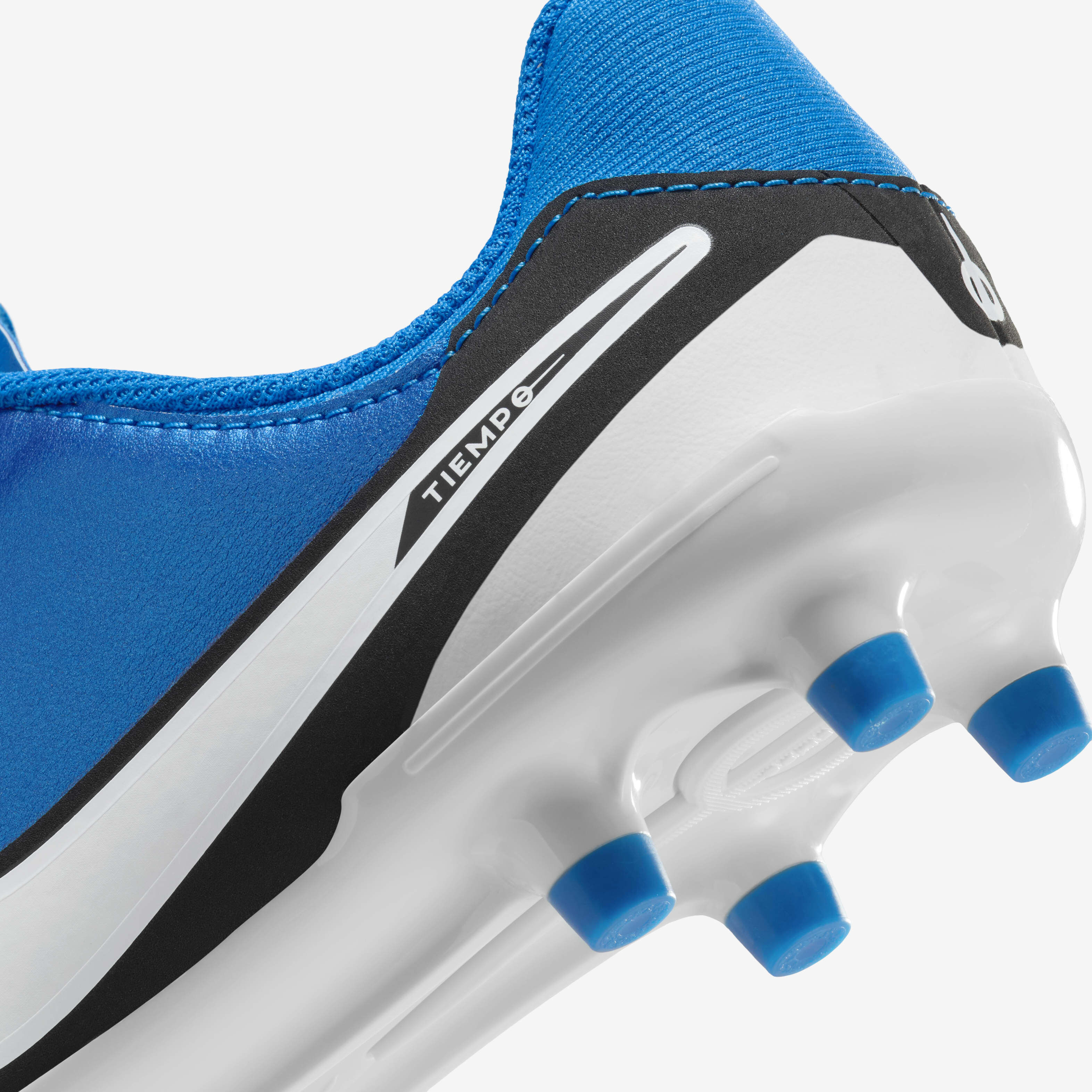 Buy Nike Jr. Tiempo Legend 10 Academy Younger Older Kids Multi Ground Low Top Football Boot Soar White Nike Kuwait Official