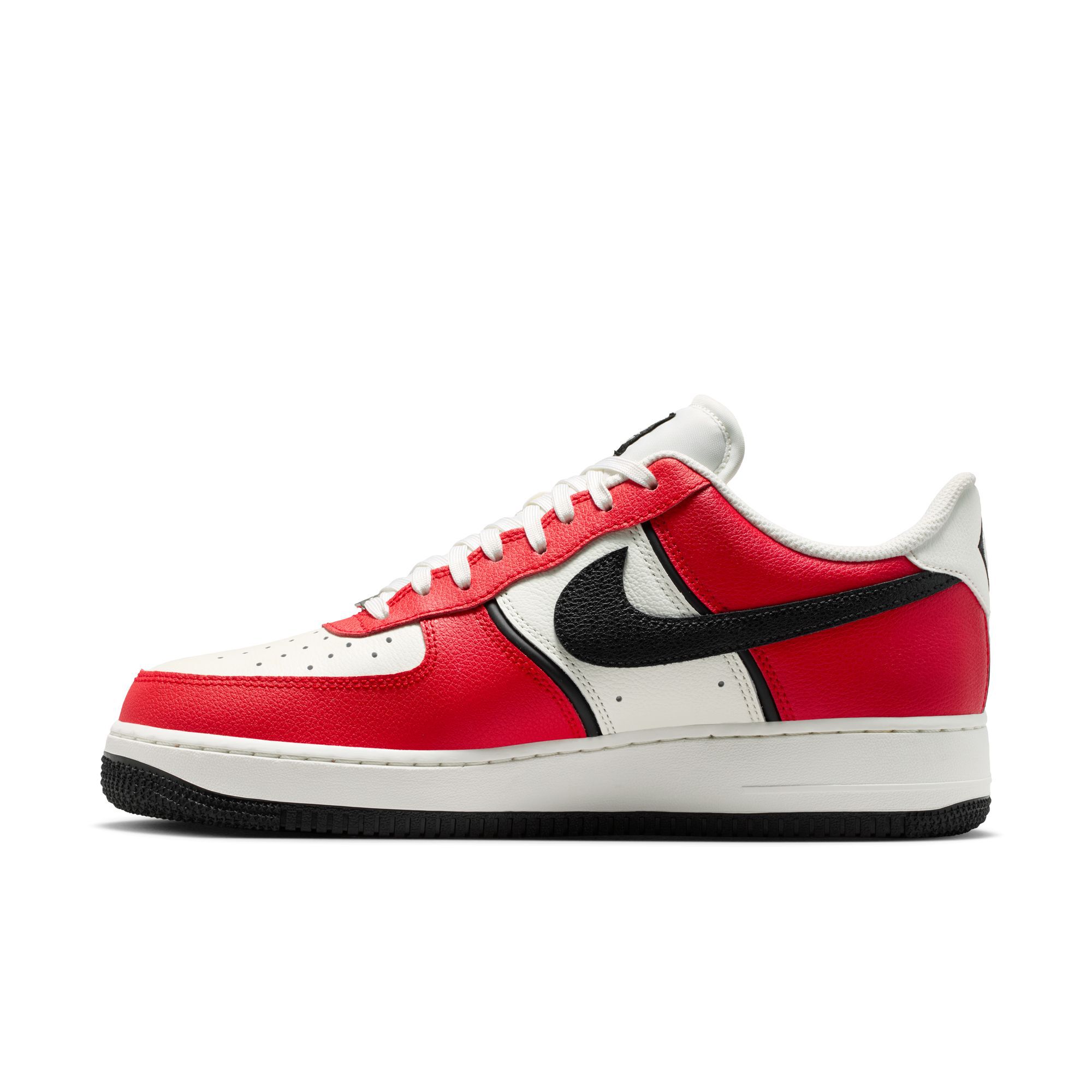 Nike Air Force 1 '07 LV8  image number 4