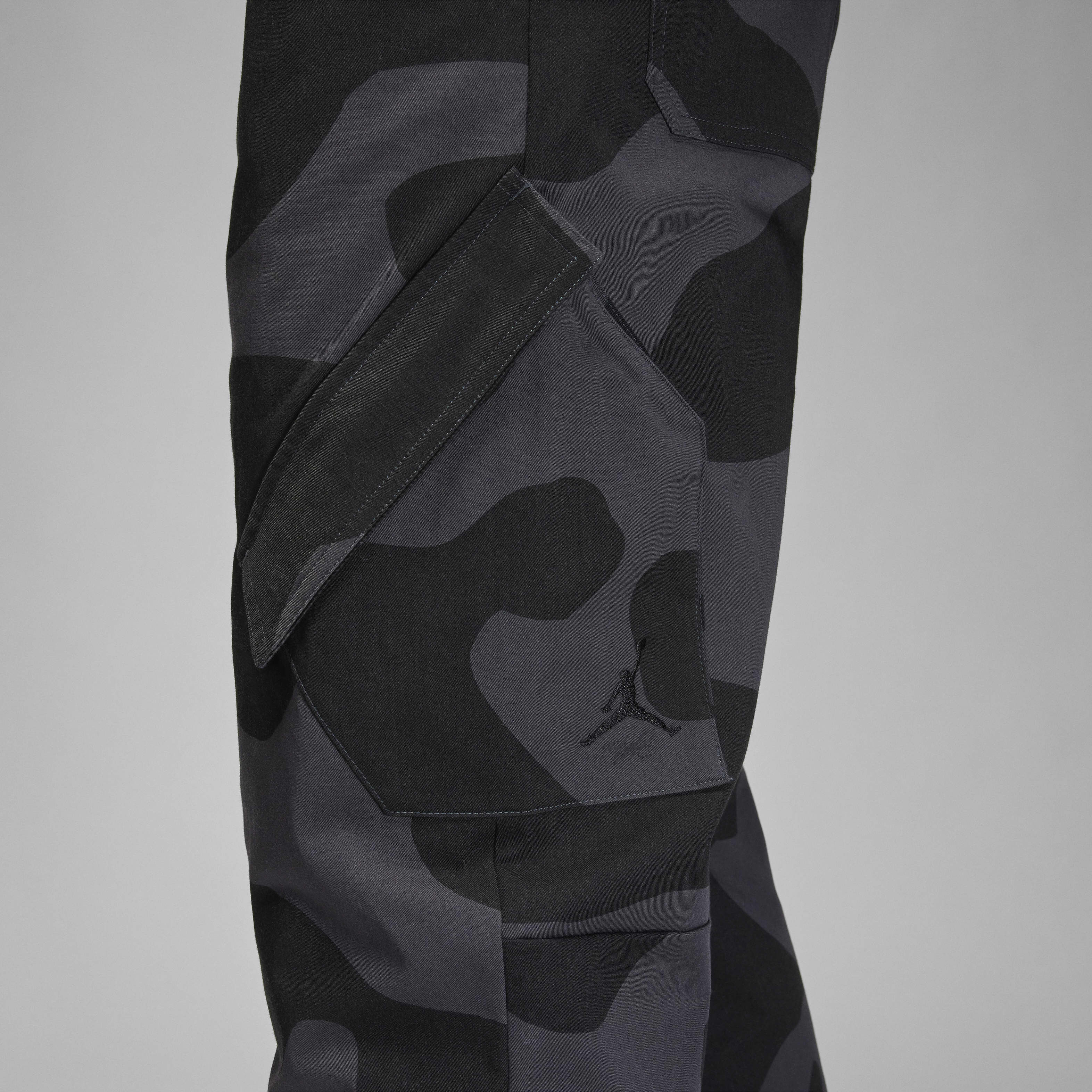 Jordan Essentials Chicago image number 4