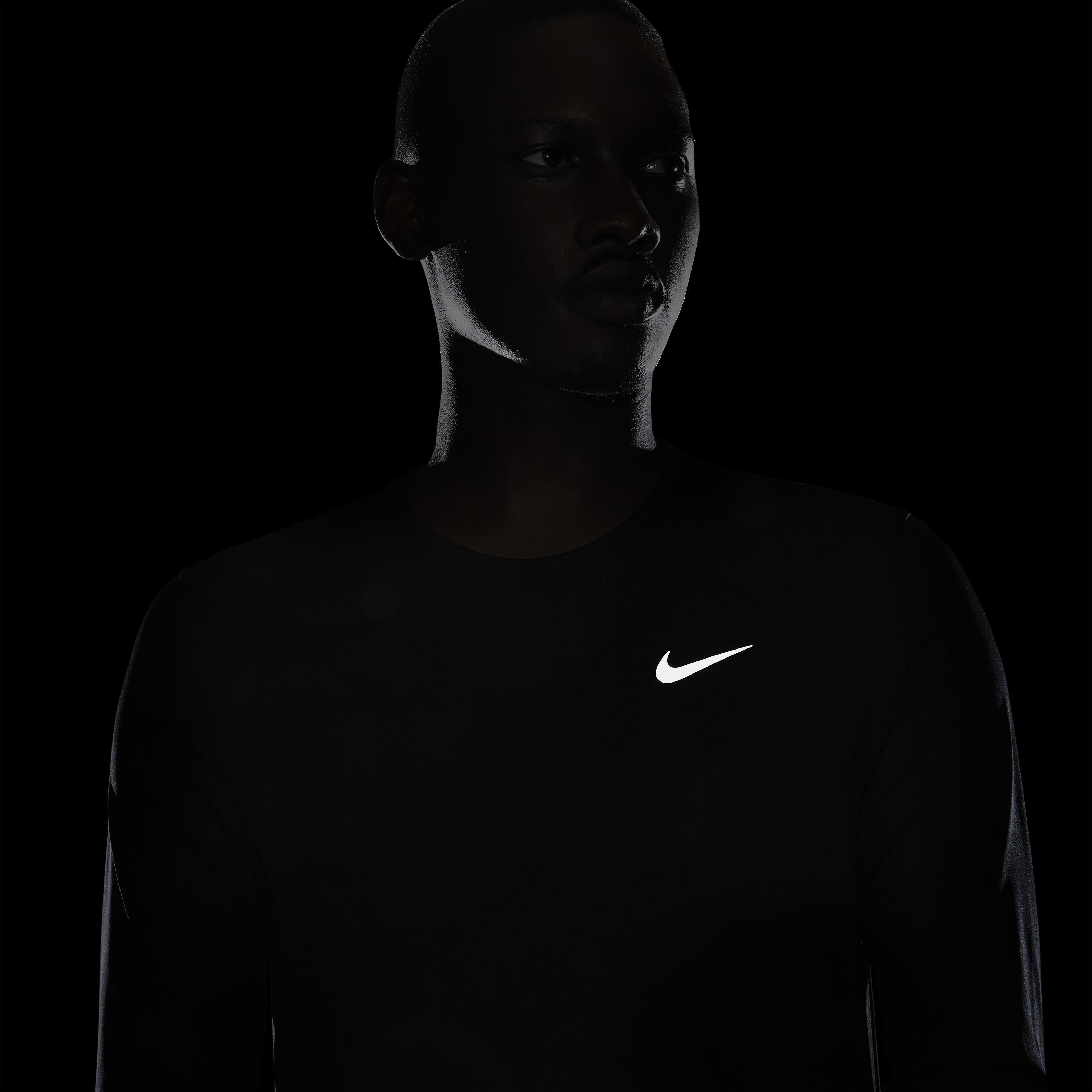 Nike Dri-FIT Miler image number 5