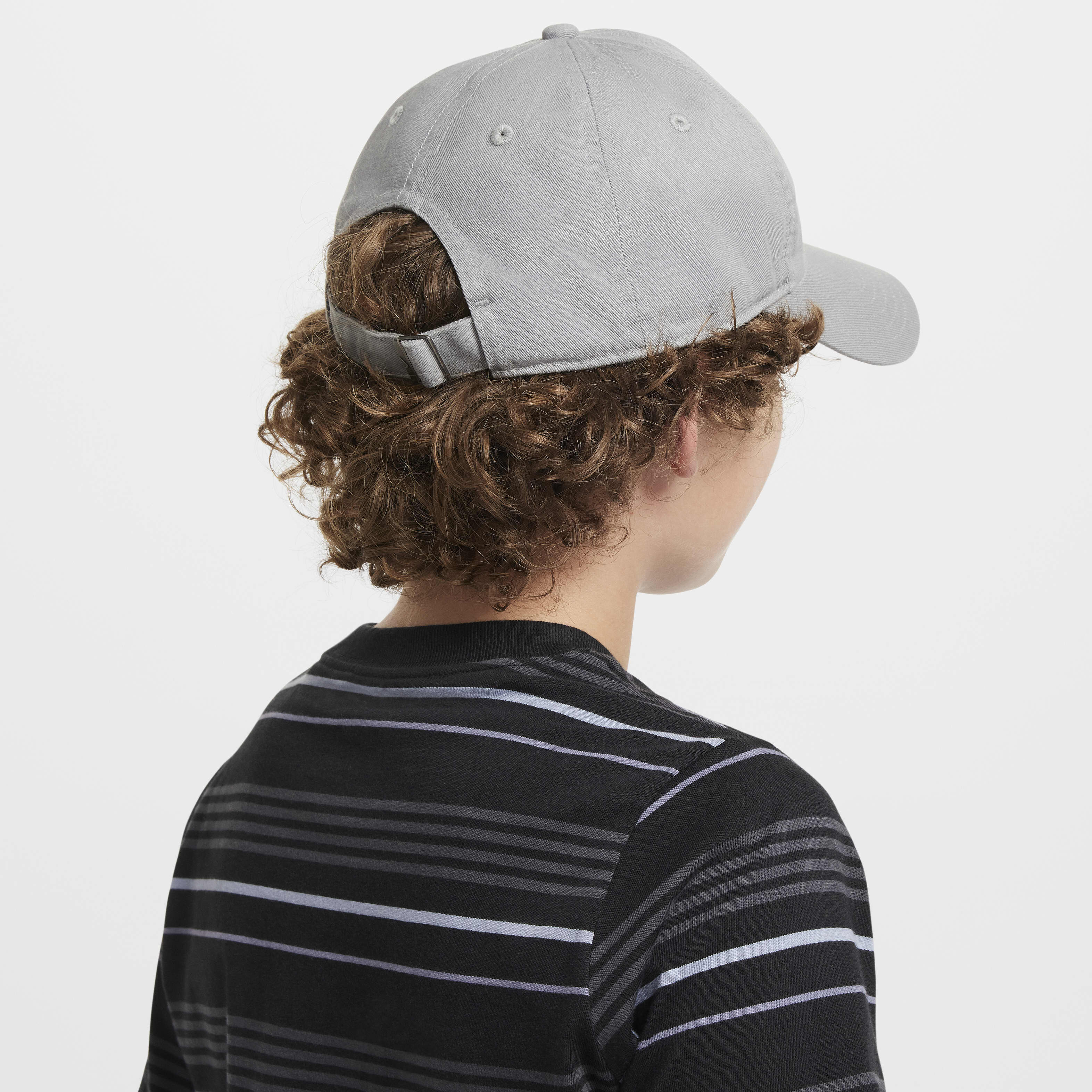 Nike Club image number 1