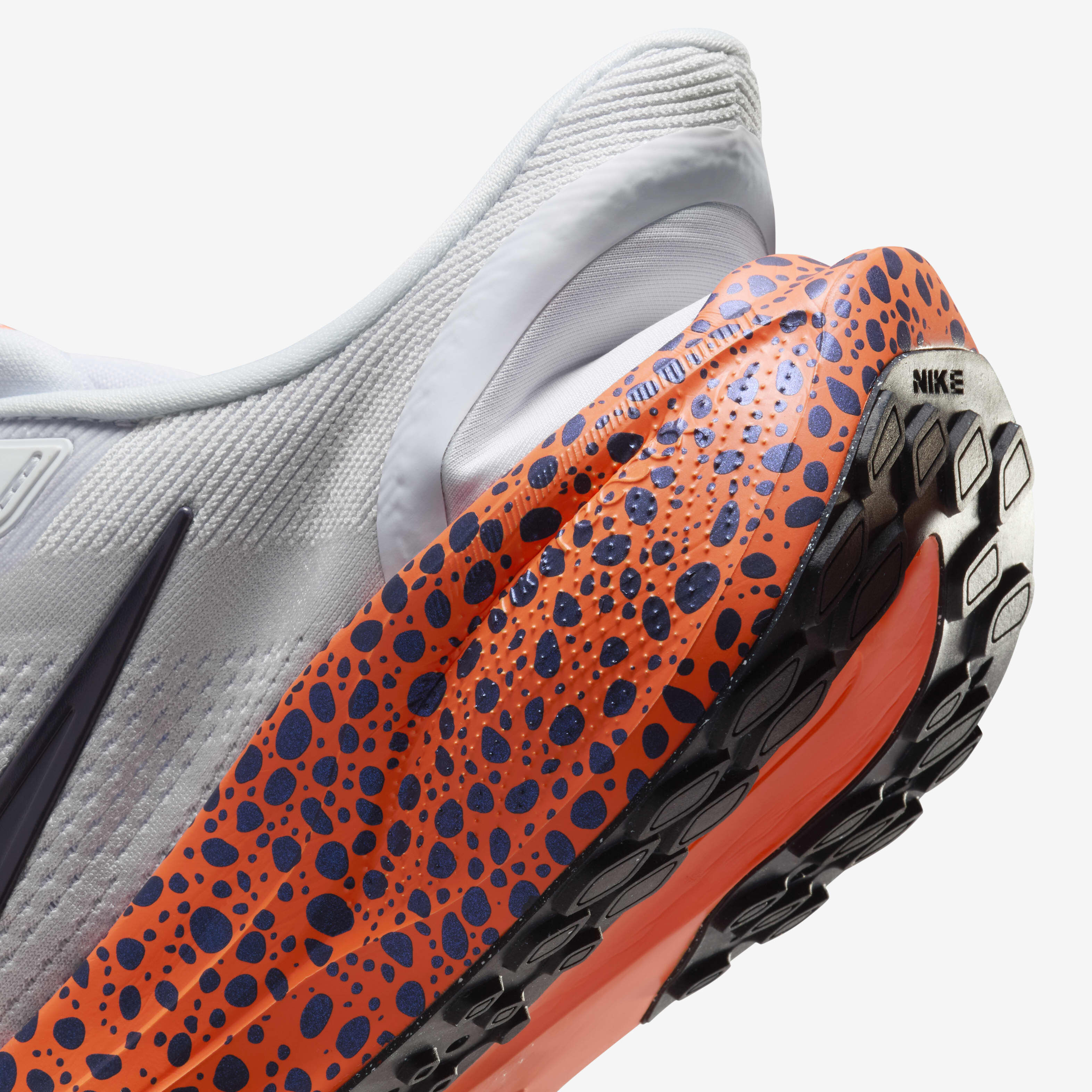 Nike Pegasus EasyOn Electric image number 10
