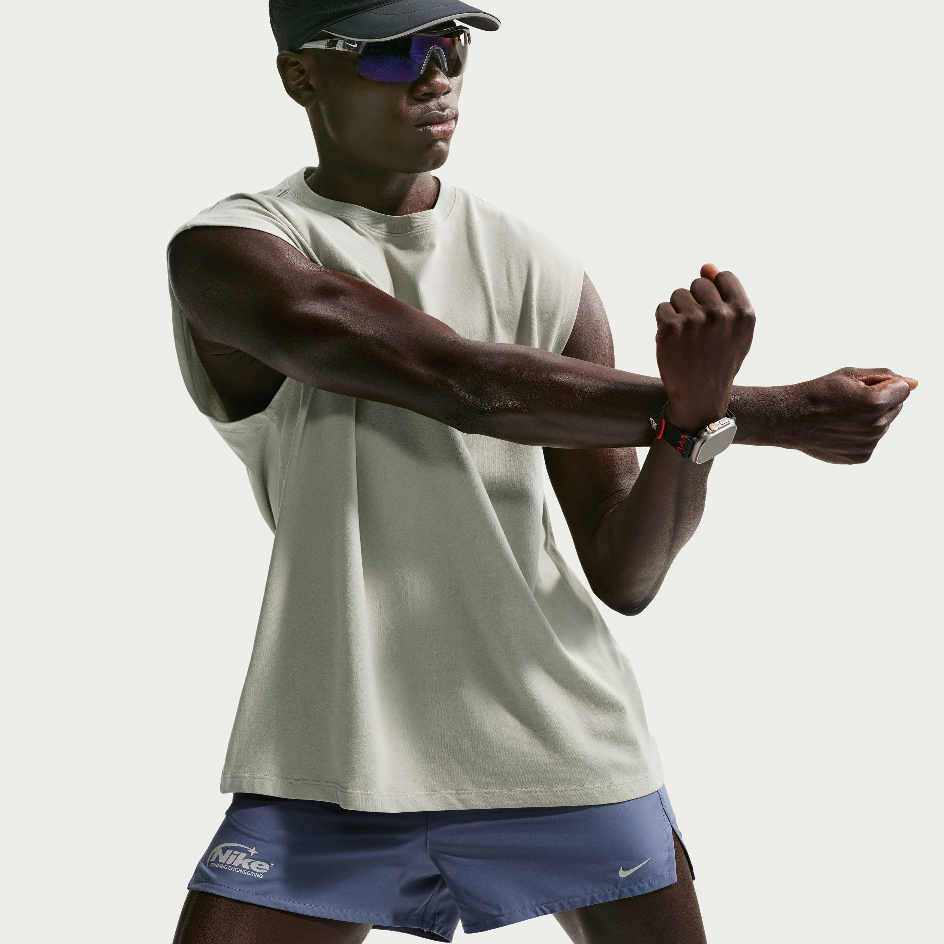 Nike image number 3