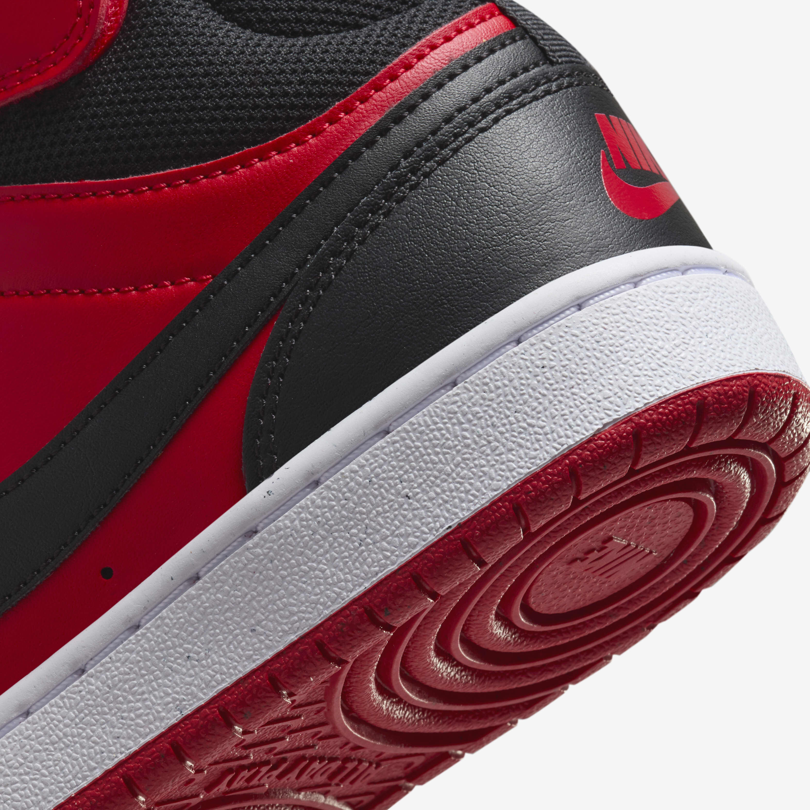 نايكي كورت بورو ميد 2 image number 7