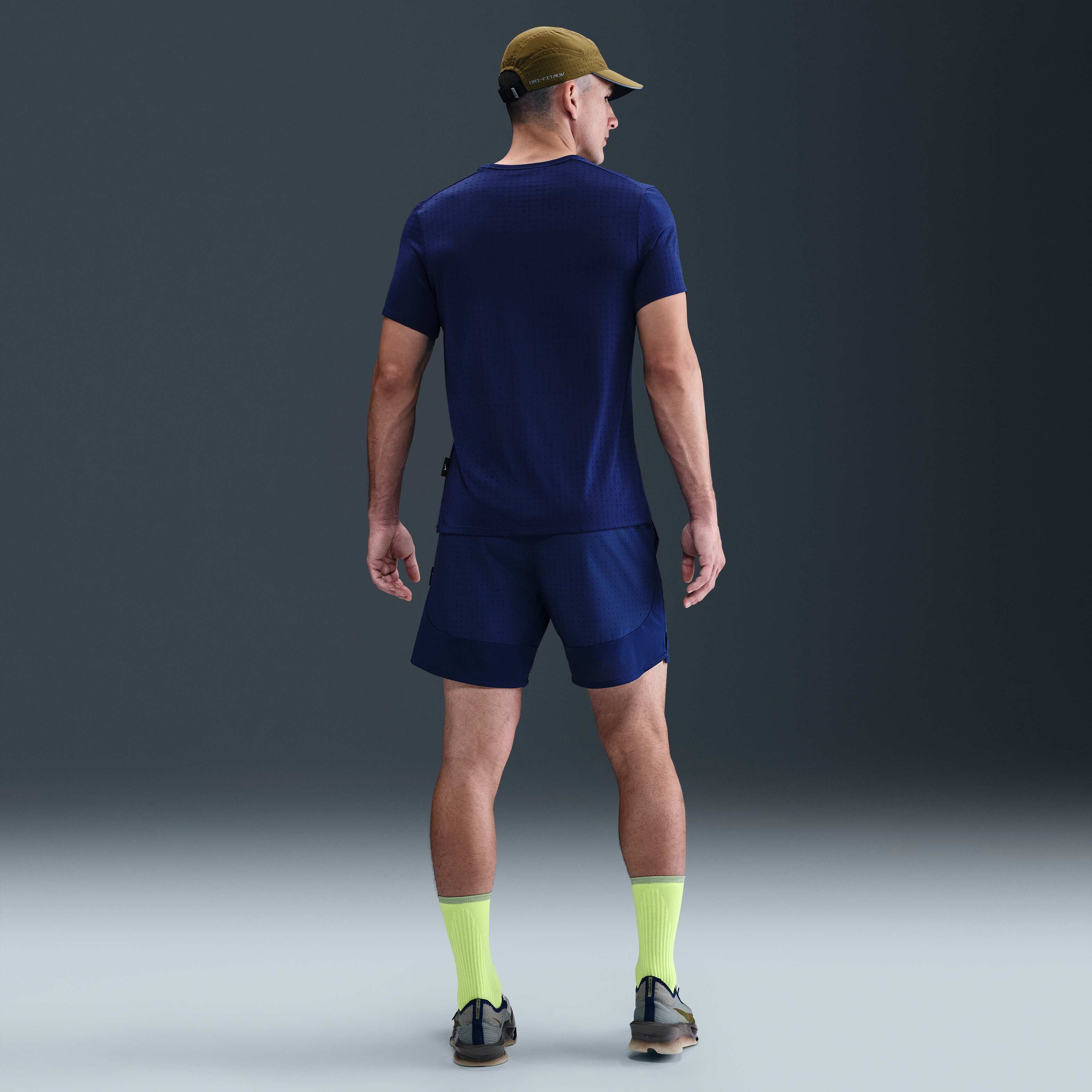 Nike Challenger Breathe image number 3