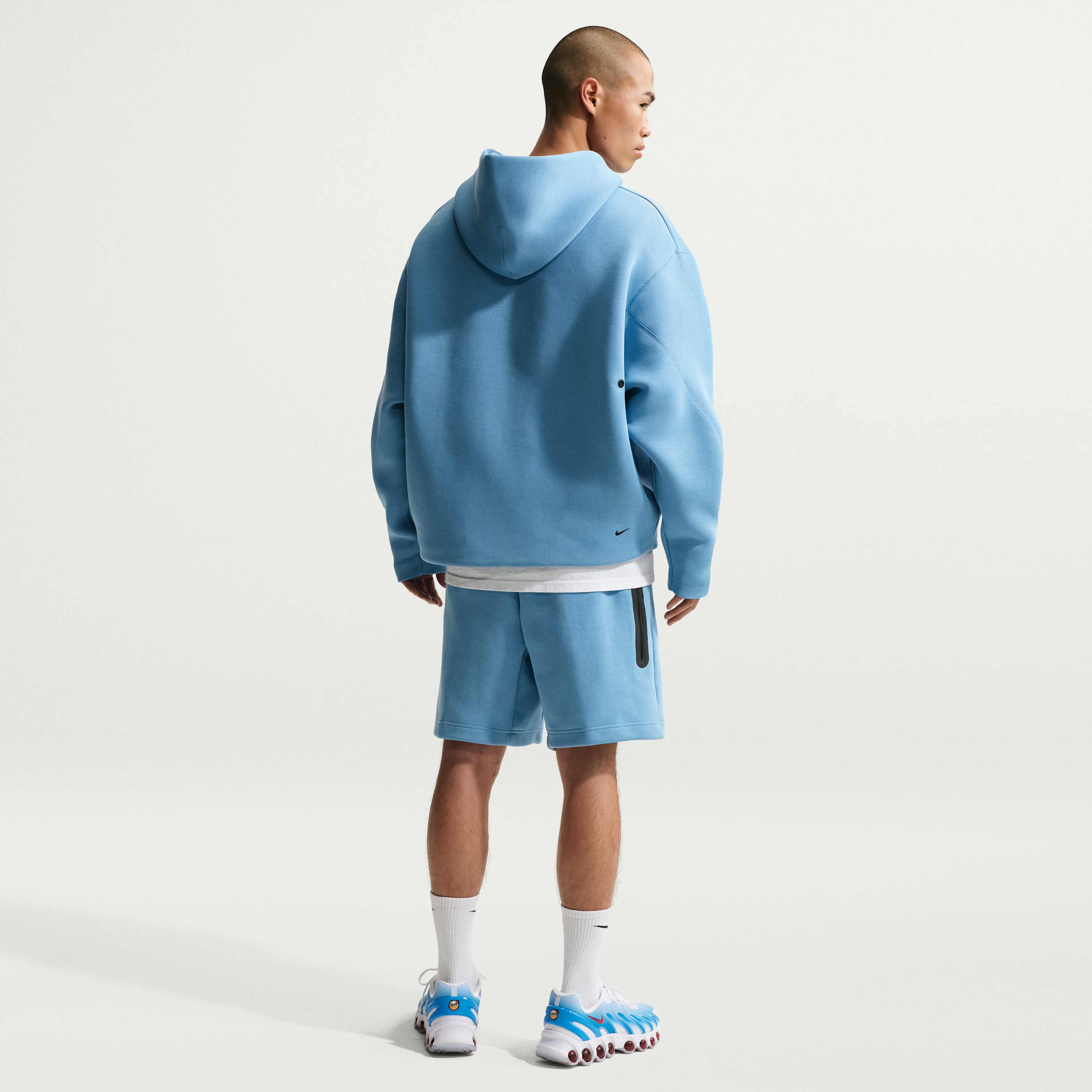 Nike Tech image number 4