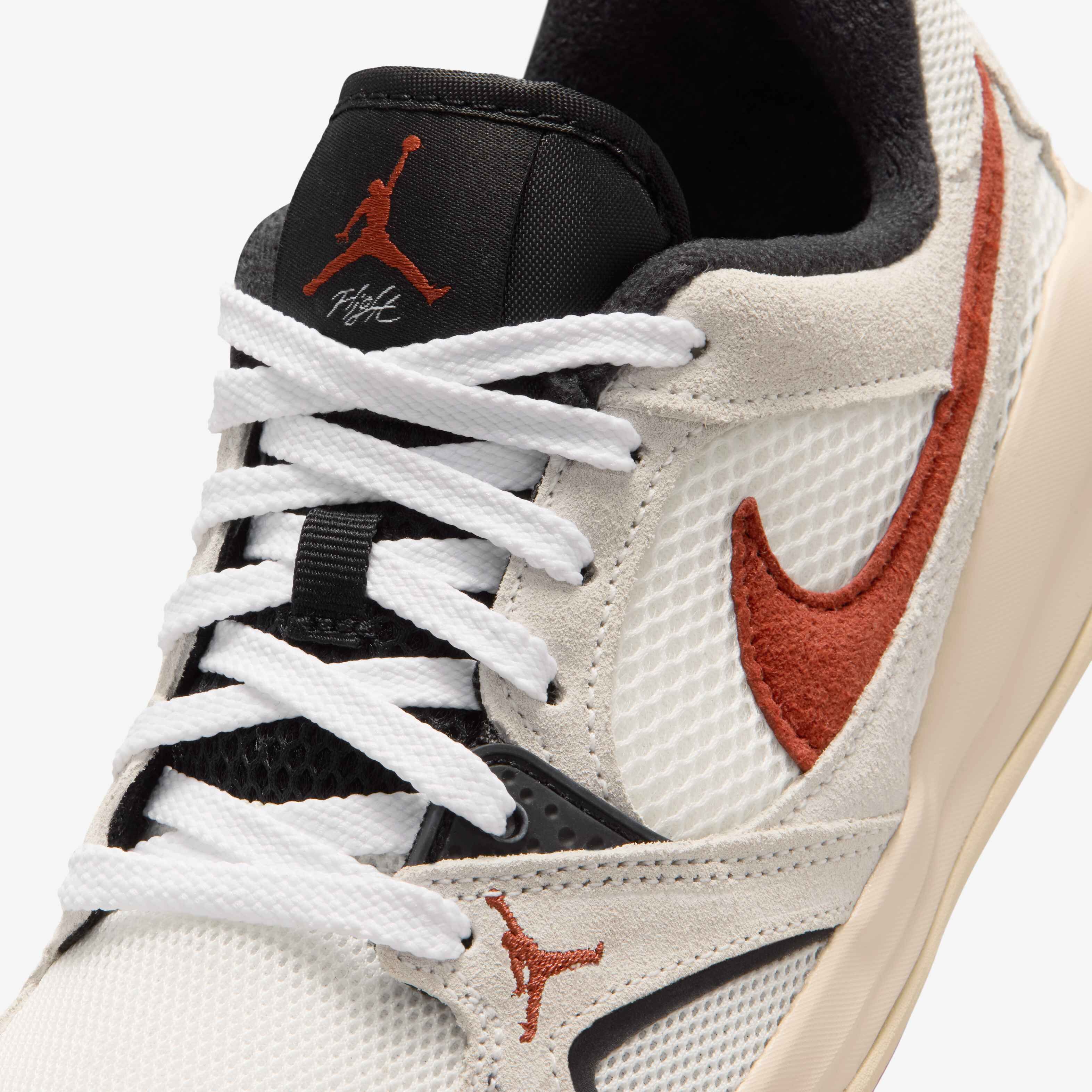 جوردن كمفرت ايرا image number 6