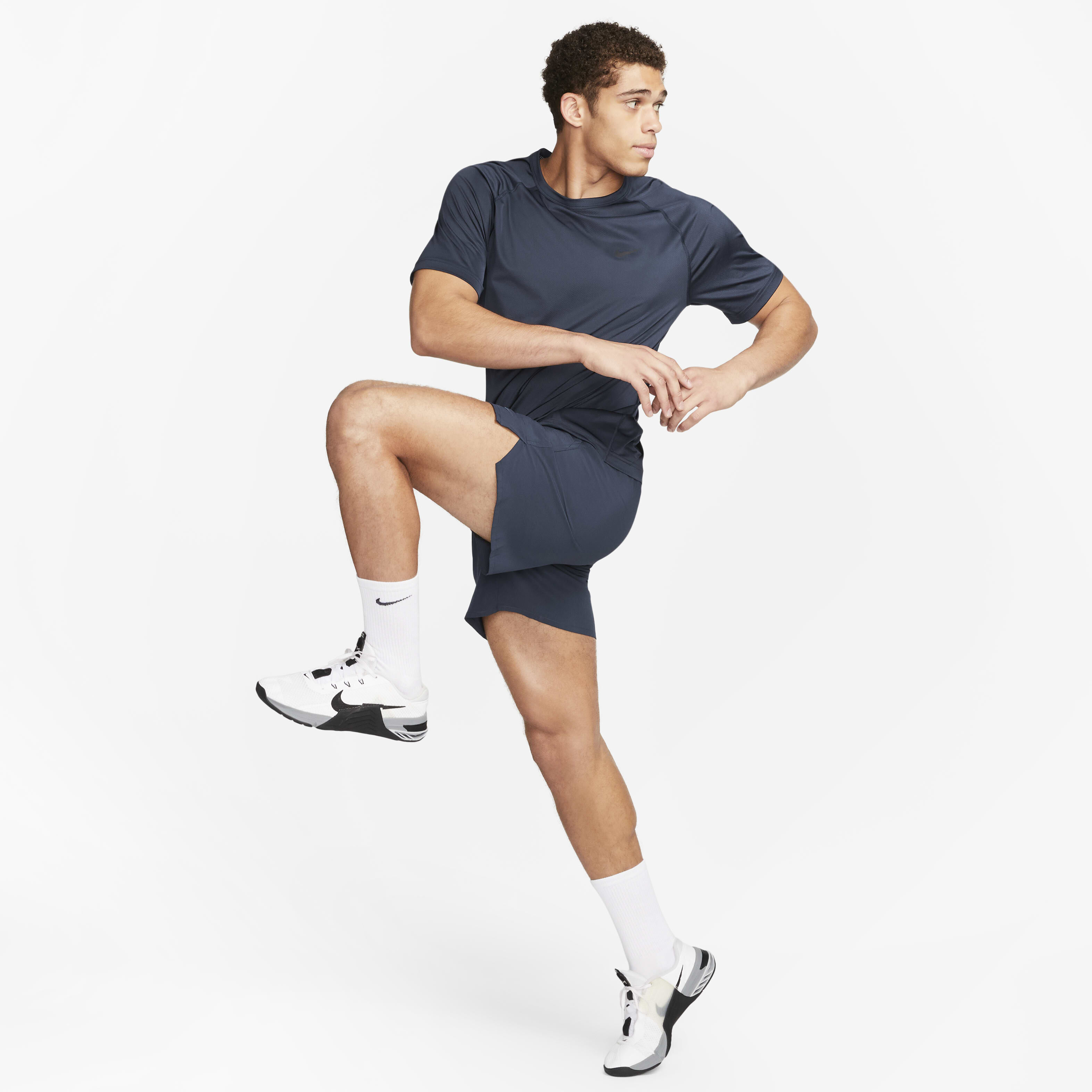 Nike Ready image number 4