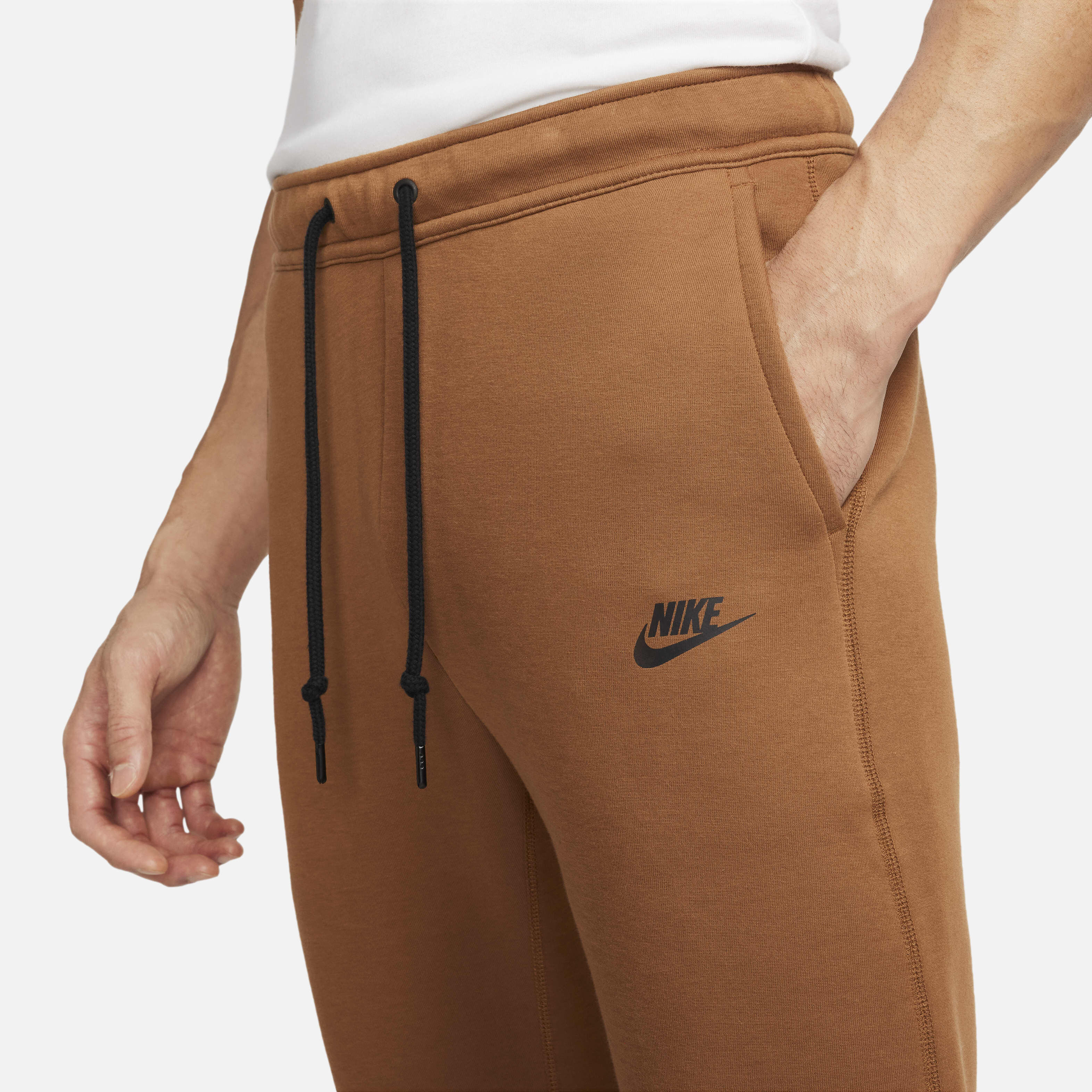 Nike Sportswear Tech Fleece image number 3