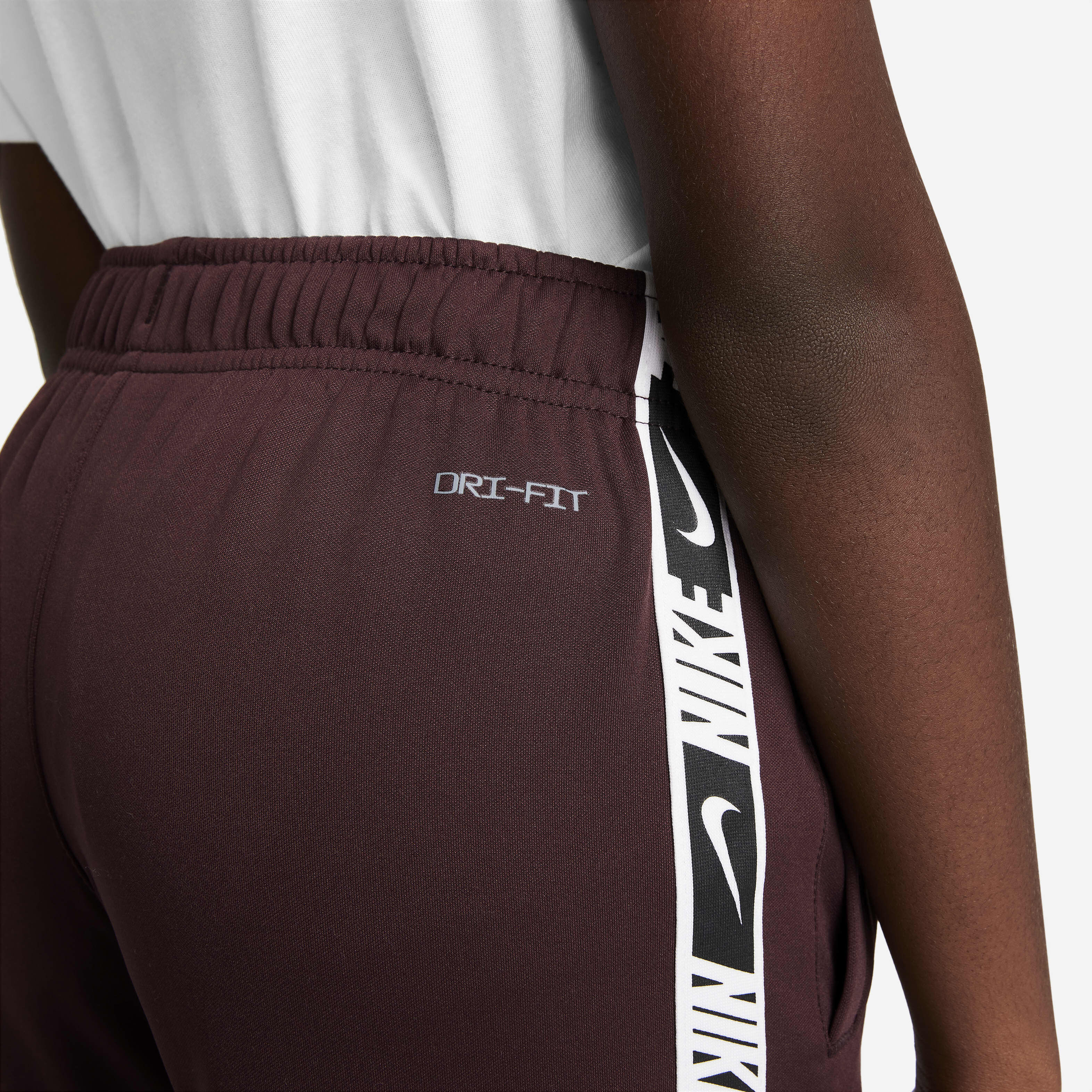 نايكي سبورتسوير image number 4