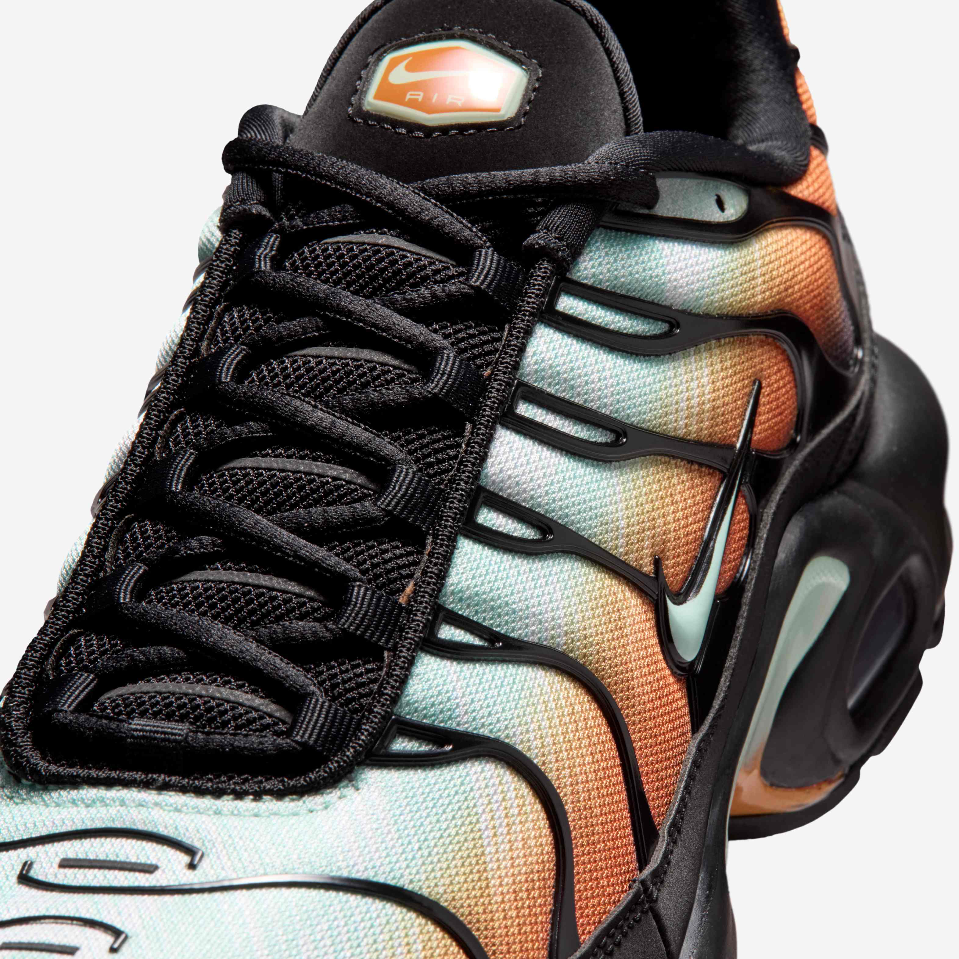 Nike Air Max Plus OG Premium image number 16