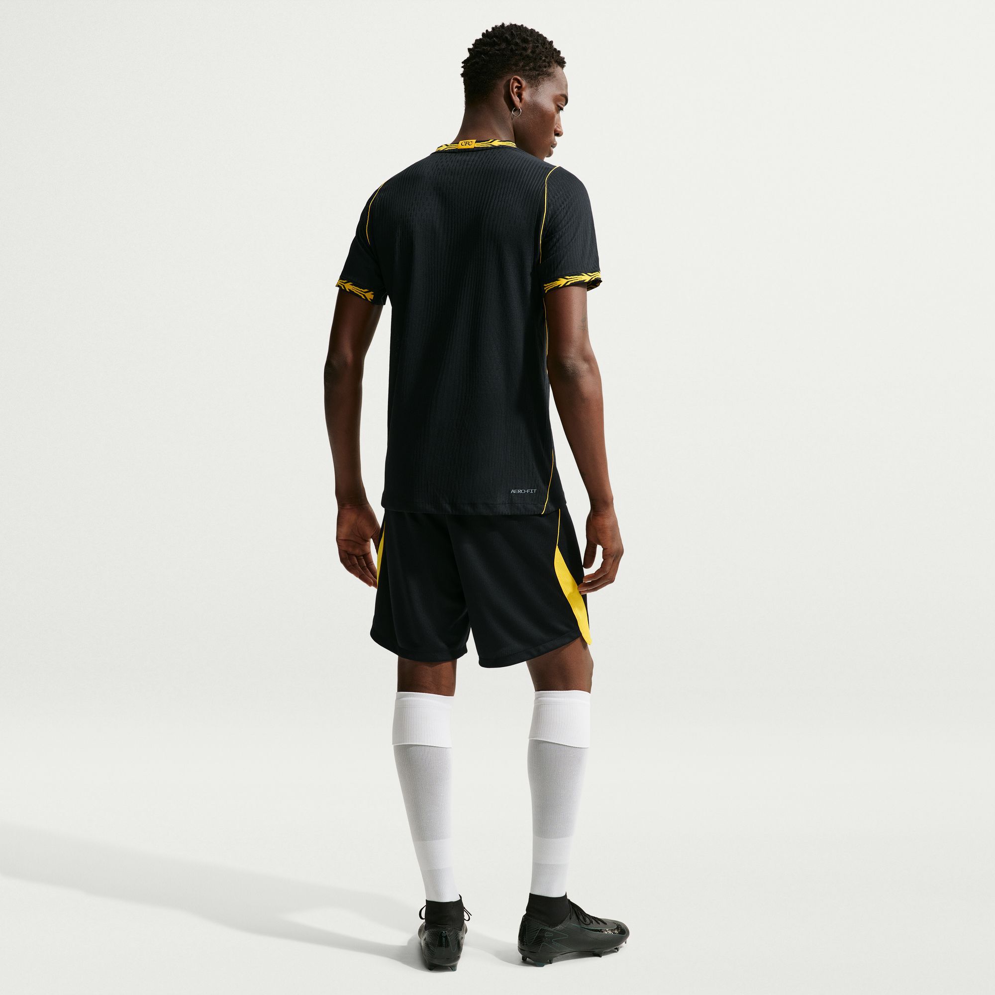 Chelsea F.C. 2026/27 Match Away image number 2