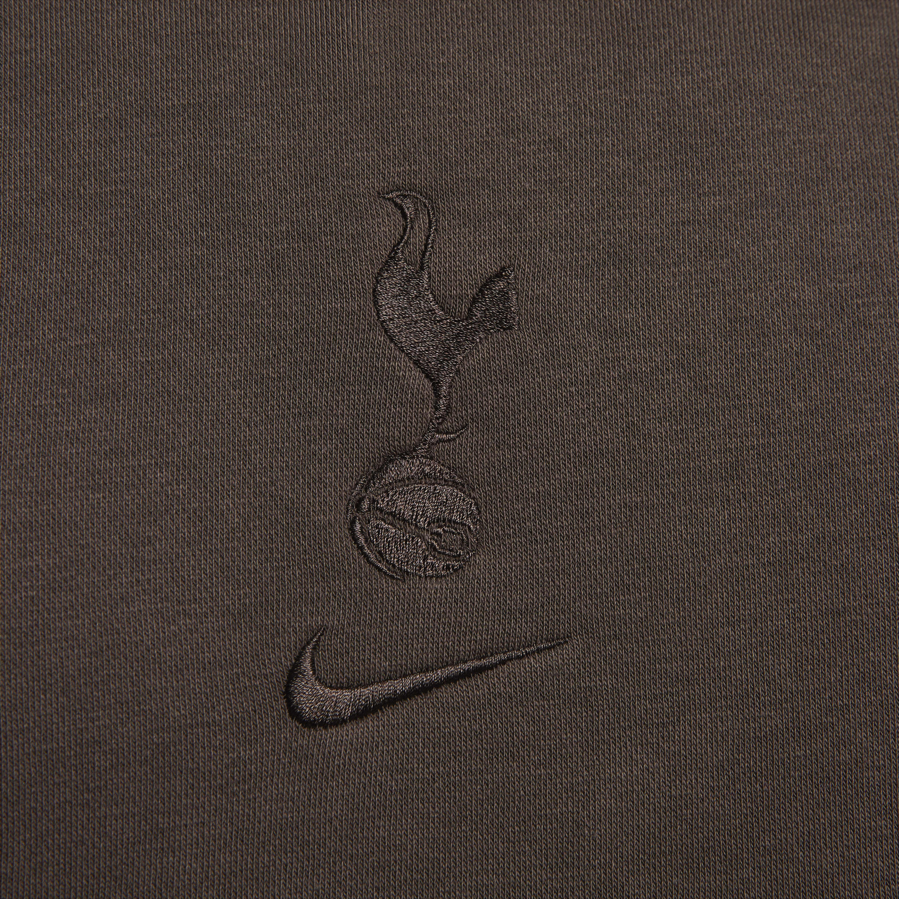 Tottenham Hotspur Club Third image number 5