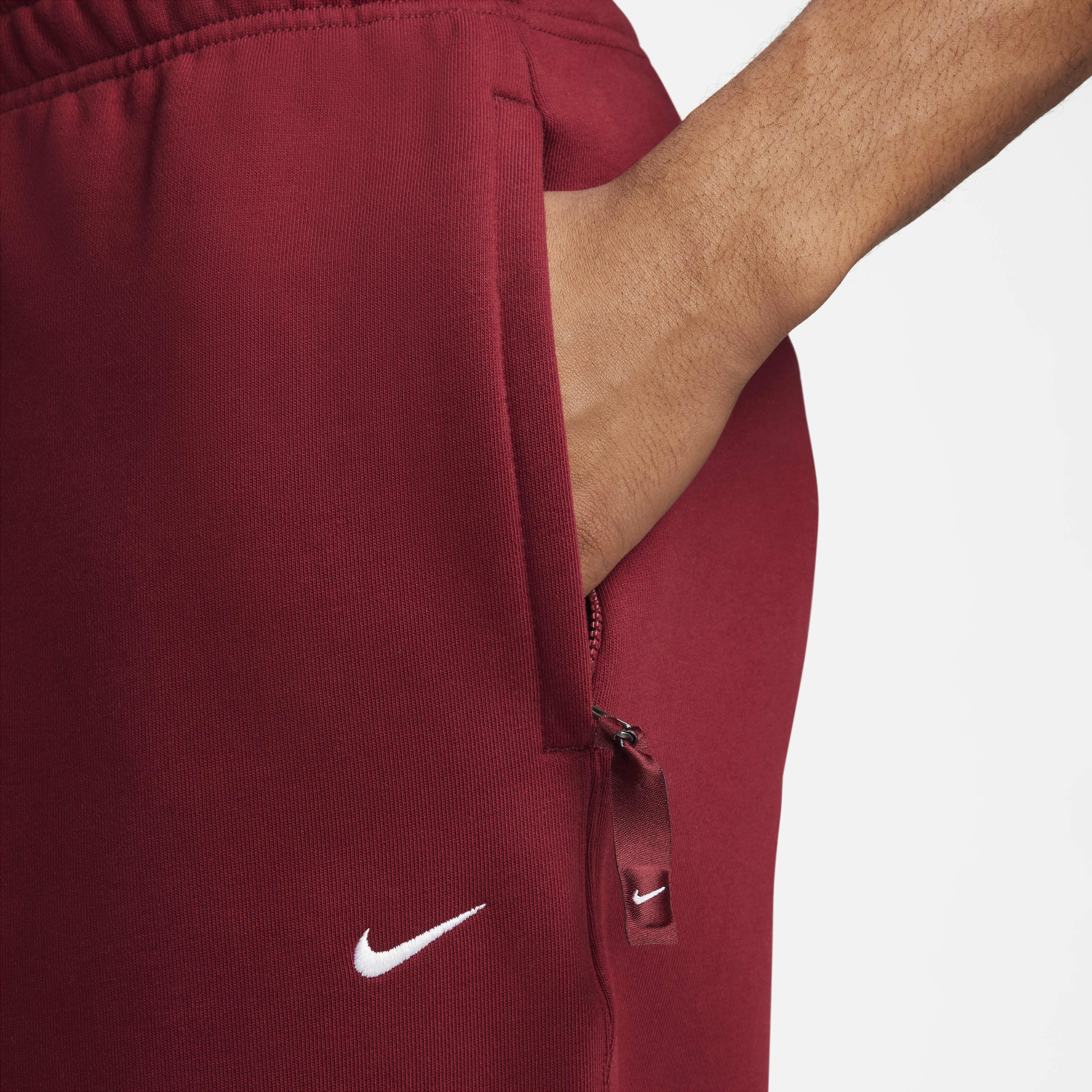 Nike Solo Swoosh image number 3