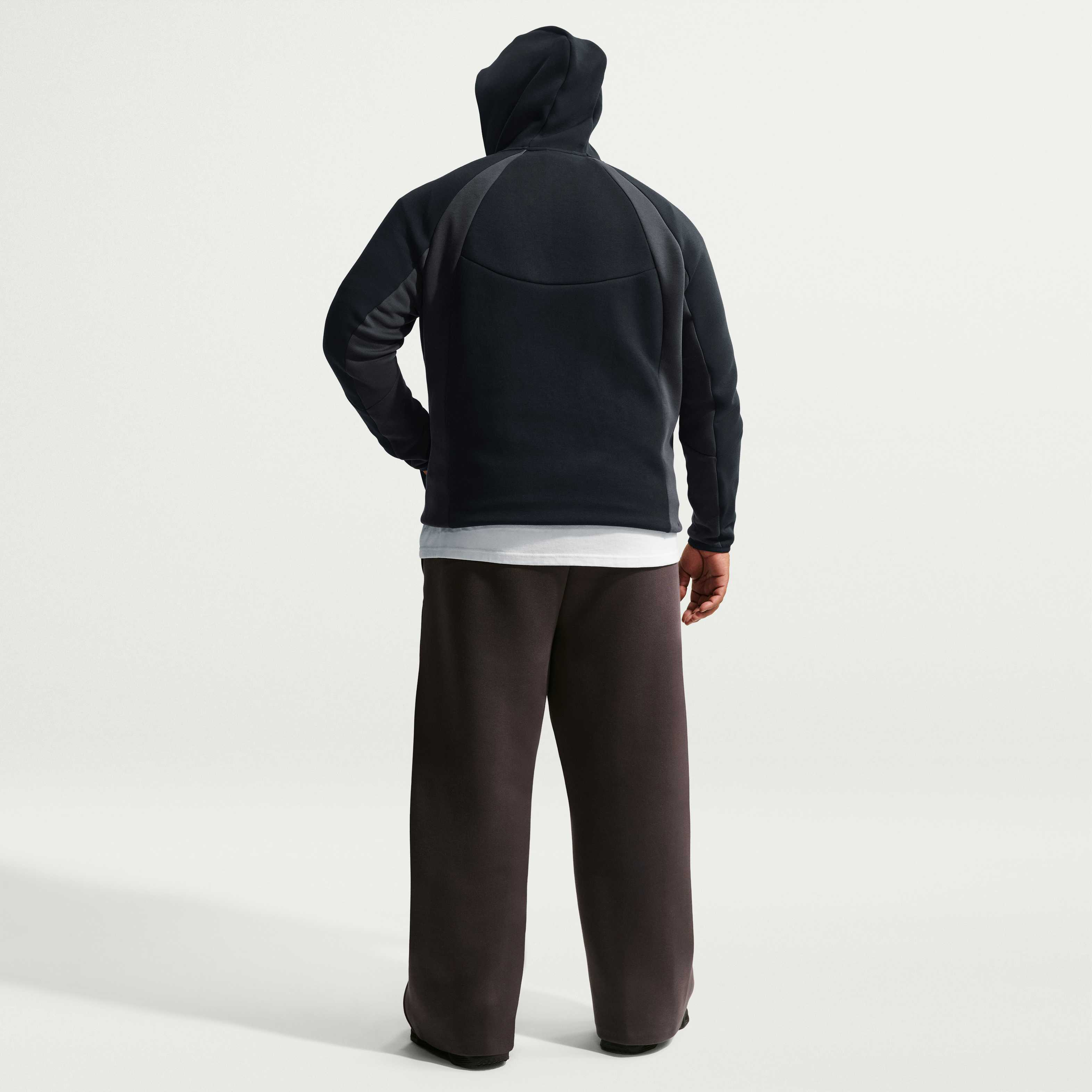 Nike Tech image number 9