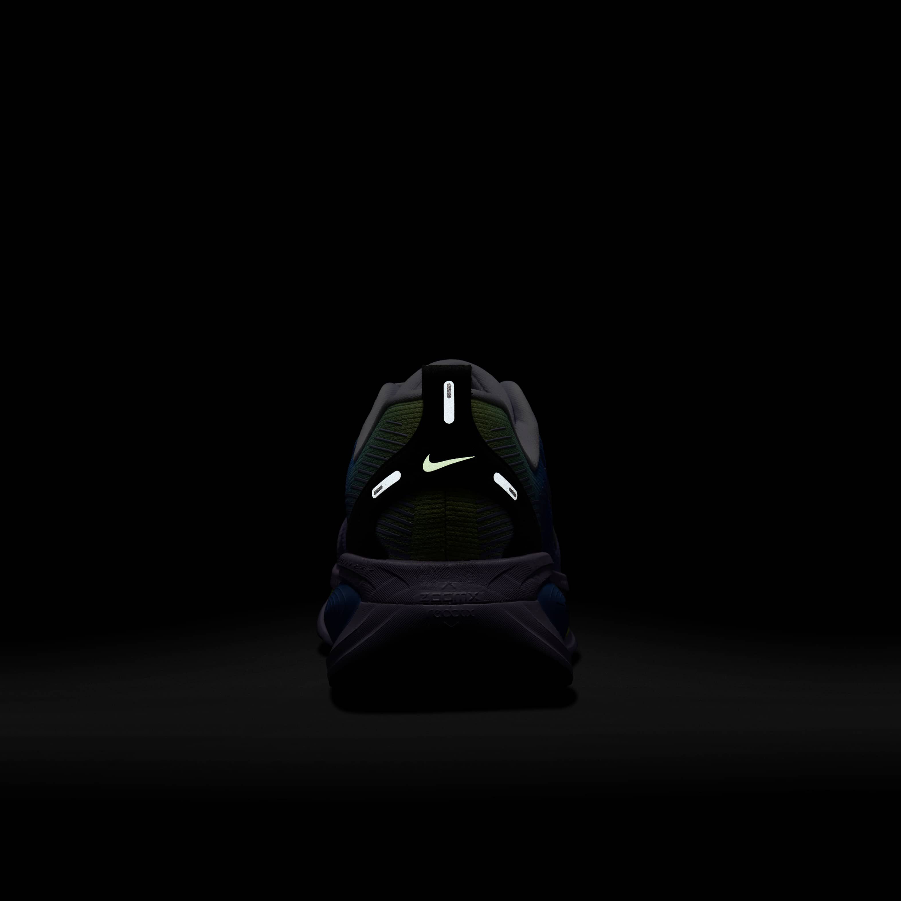 نايكي فوميرو 18 SE image number 8