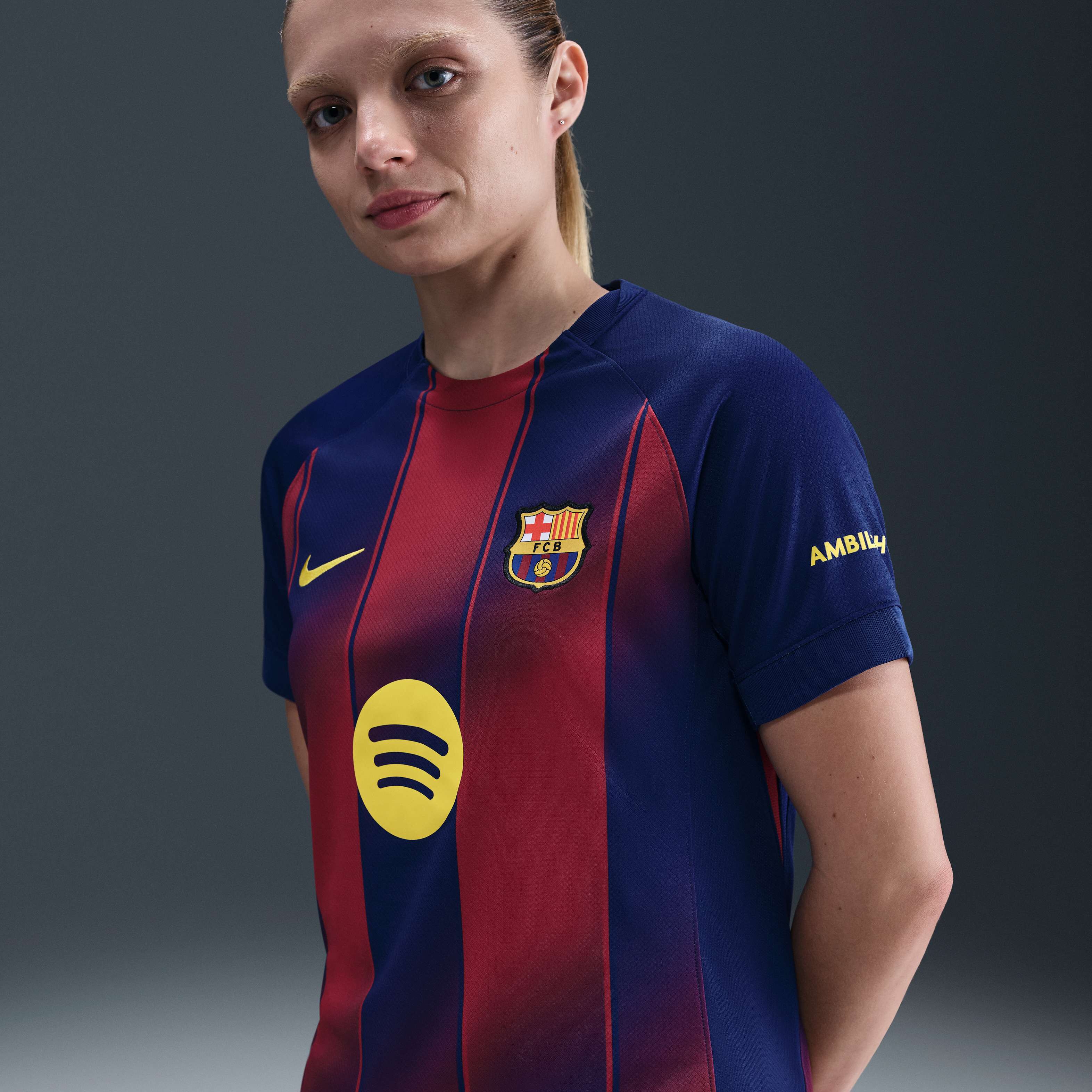ウェア FC Barcelona 04/05 home kit Nike 2004-05 Barcelona Home Shirt - 7/10 - (XL.Boys)