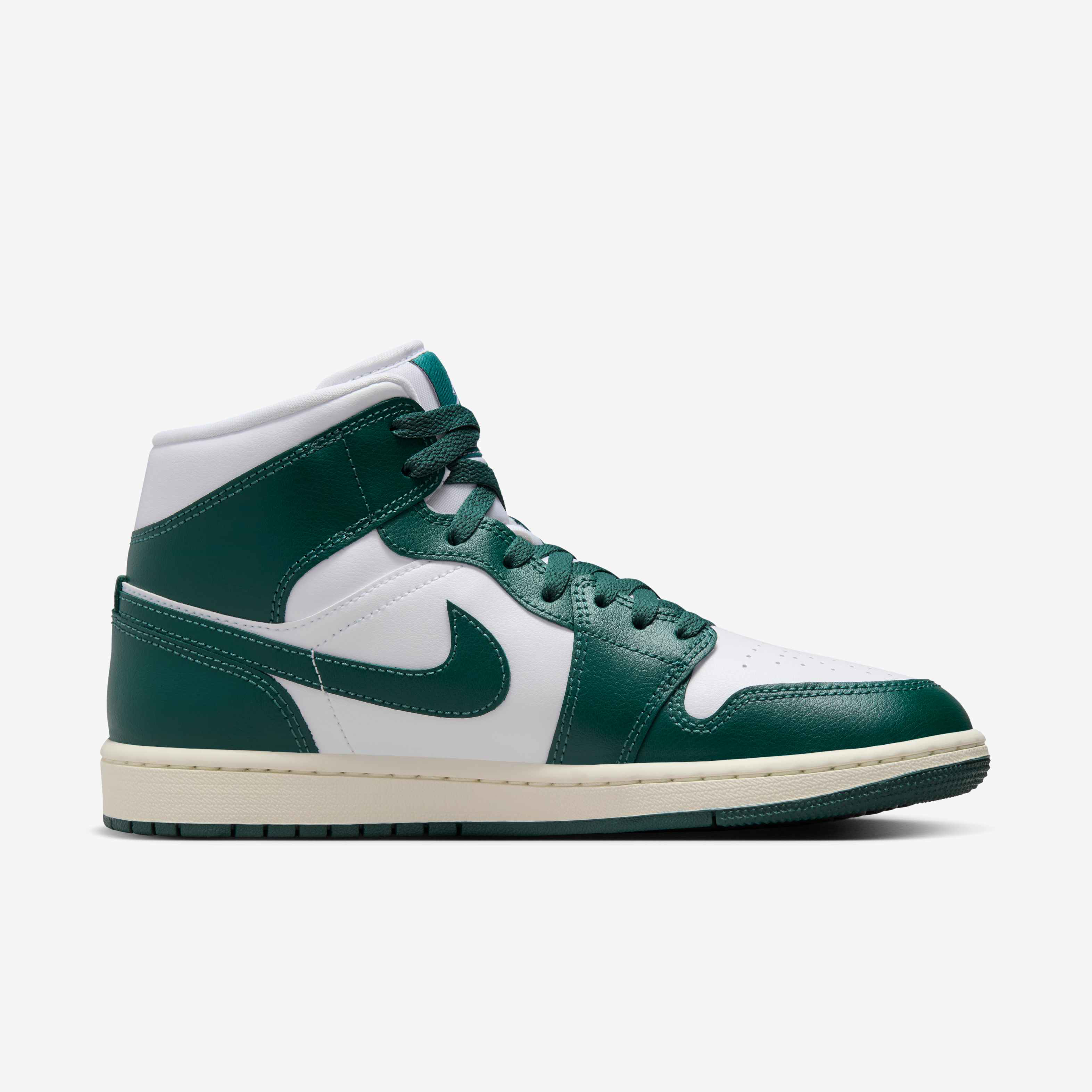 Air Jordan 1 Mid image number 2