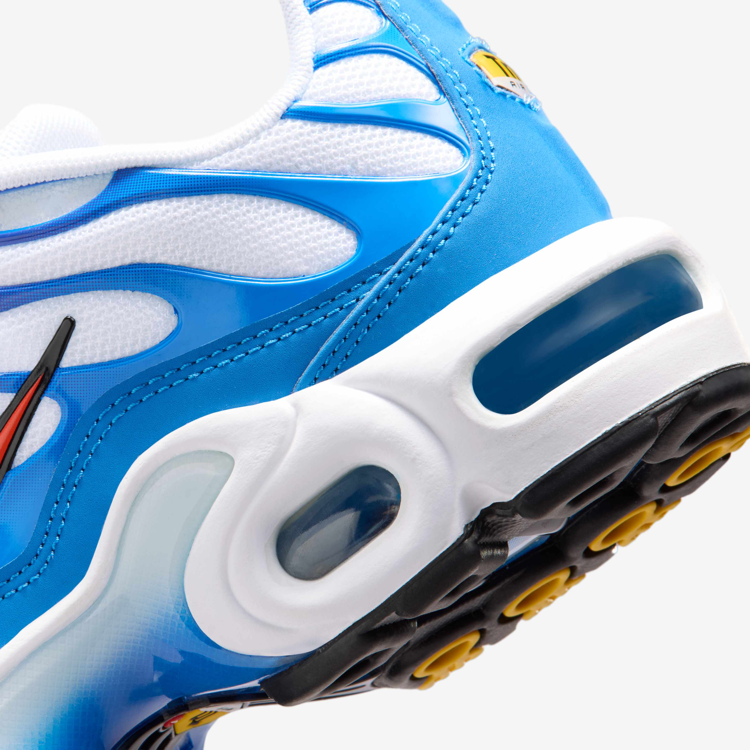 Nike Air Max Plus image number 7