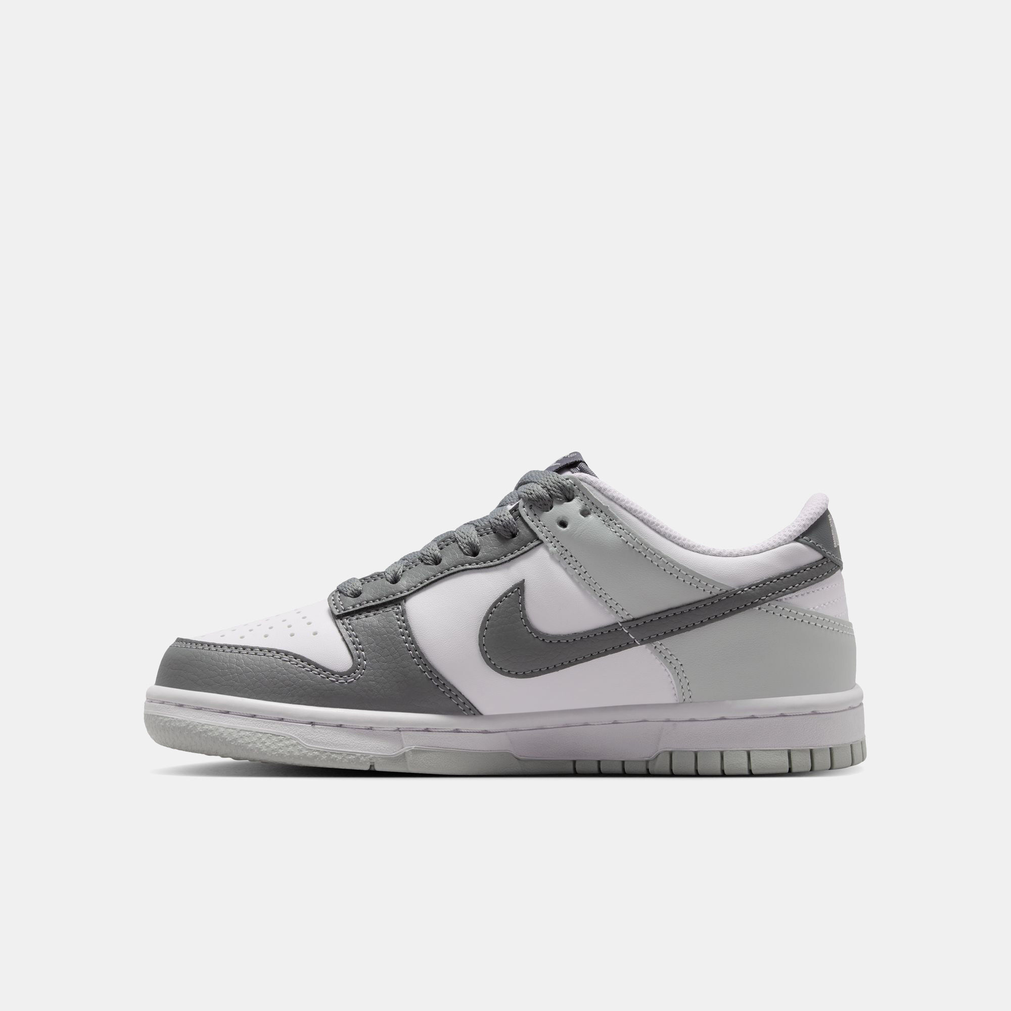 Nike Dunk Low image number 4