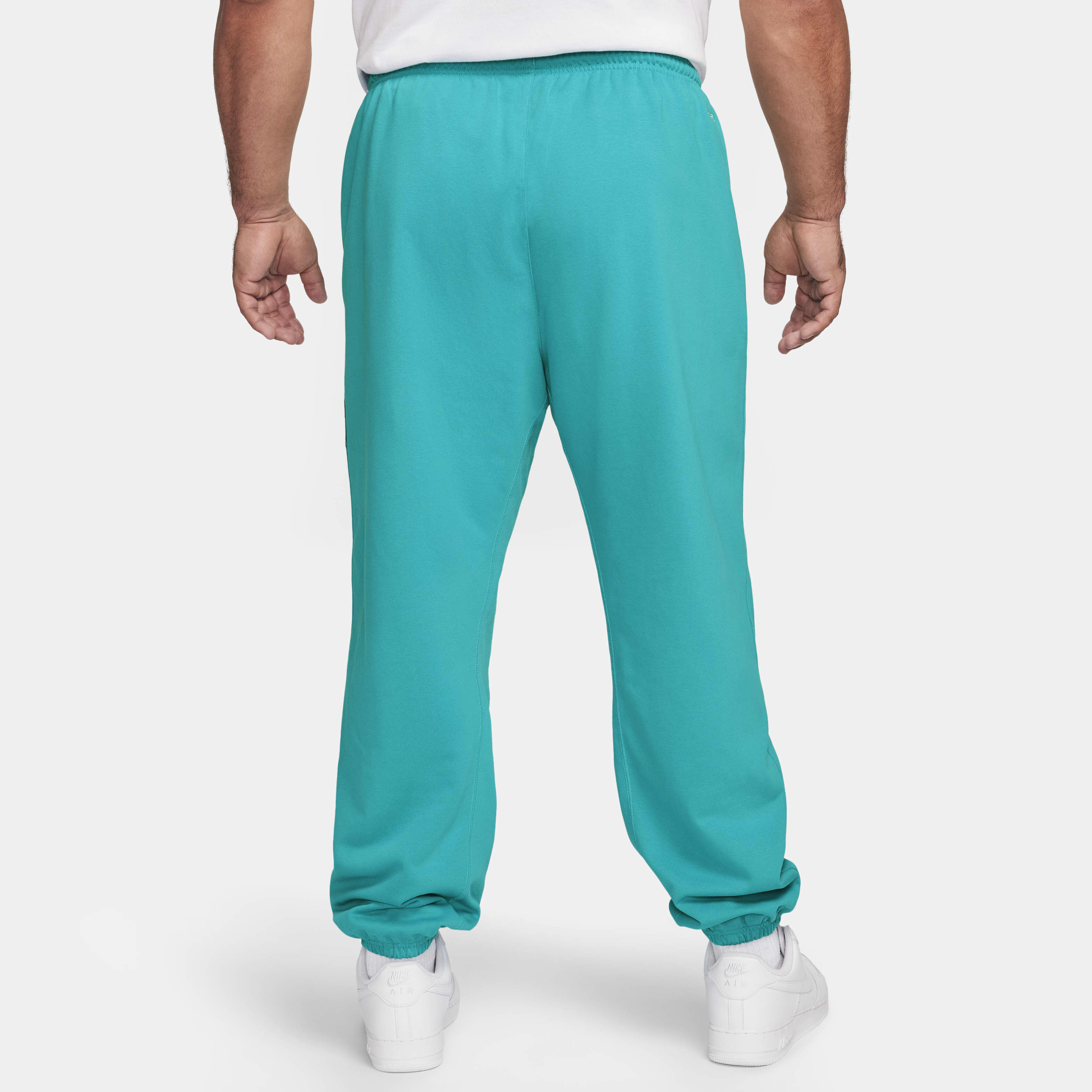 Nike Standard Issue image number 7