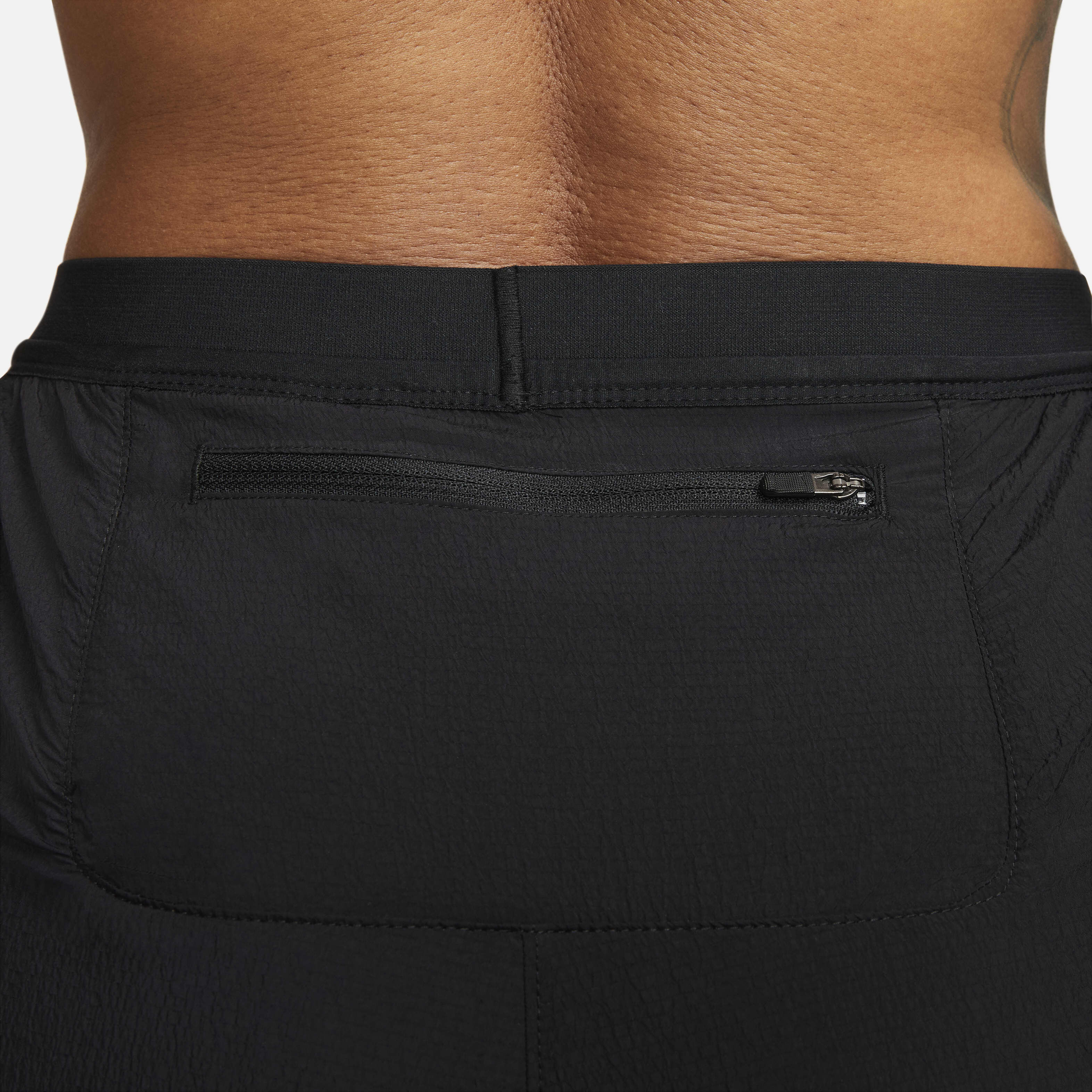 Nike Therma-FIT Run Division image number 3