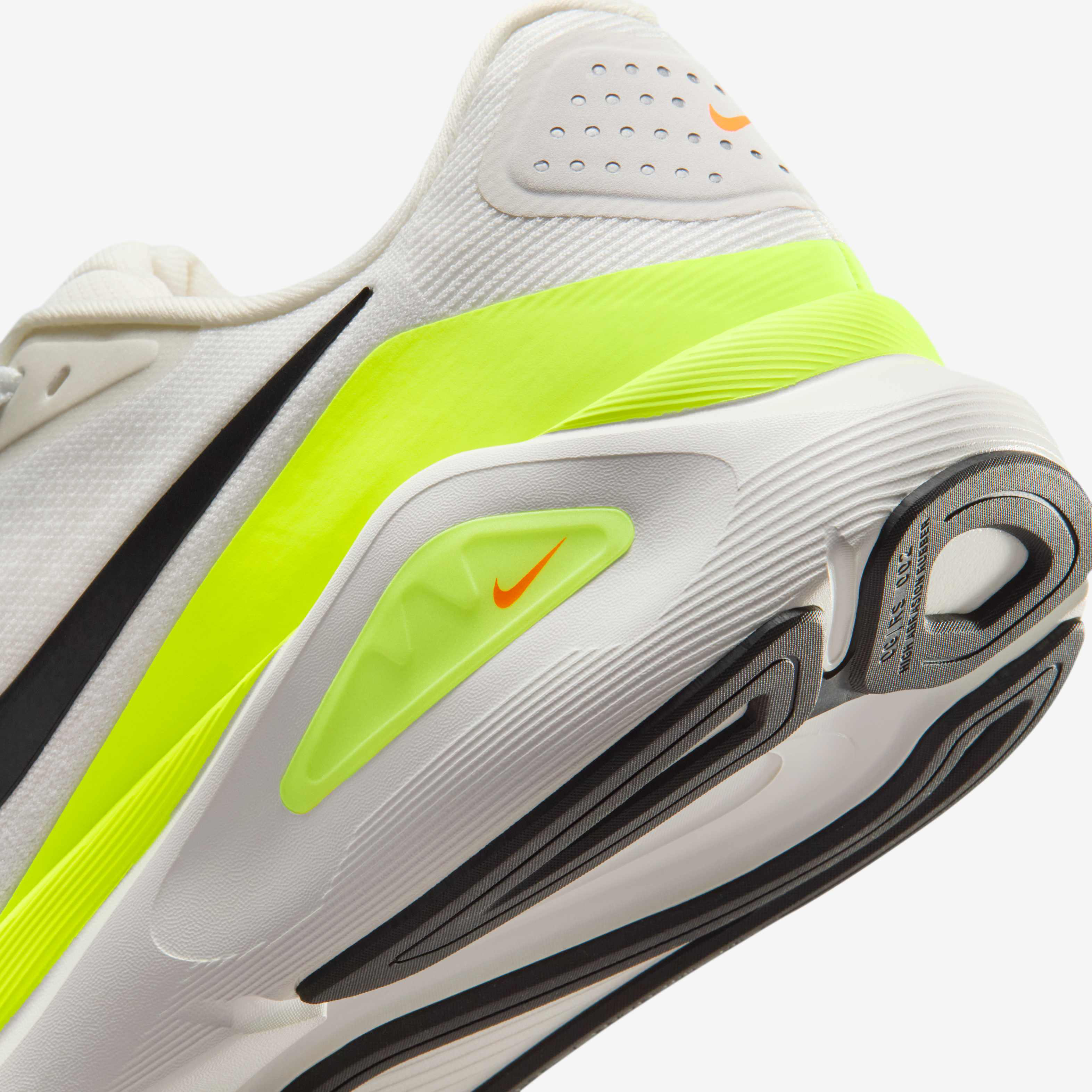 Nike Structure 26 image number 7