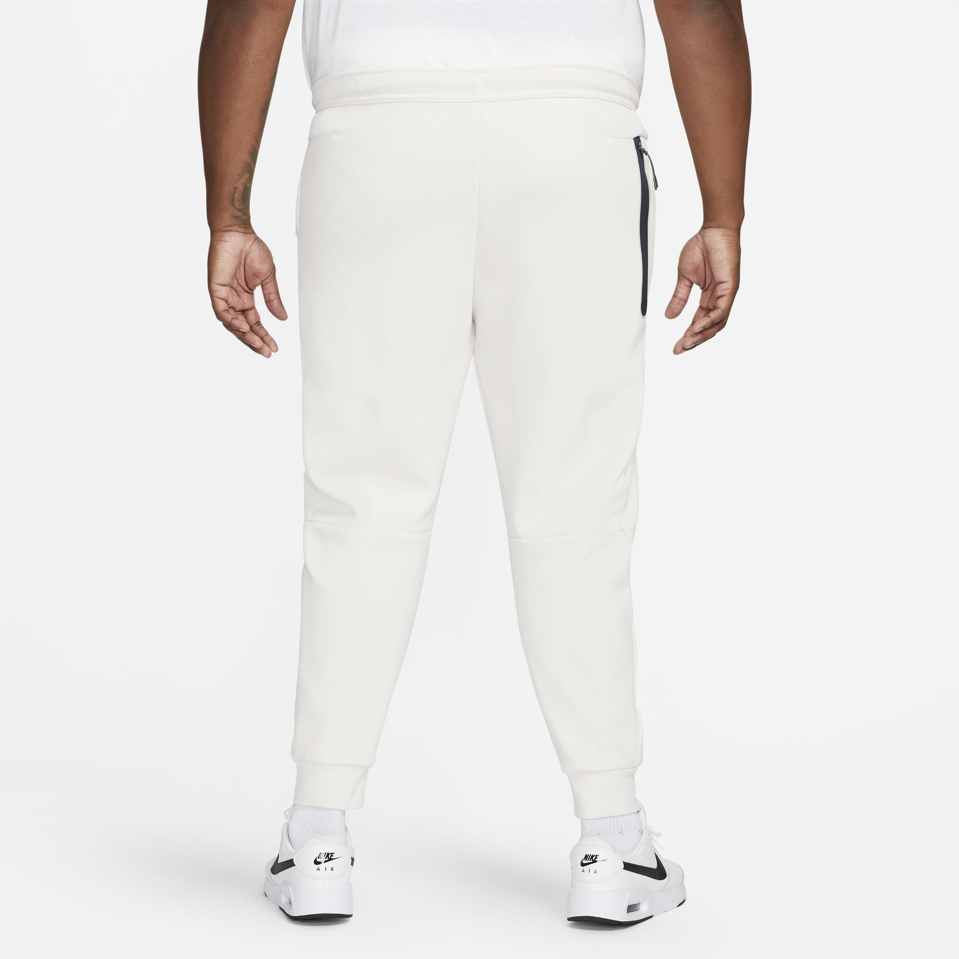 Nike Sportswear Tech Fleece image number 6