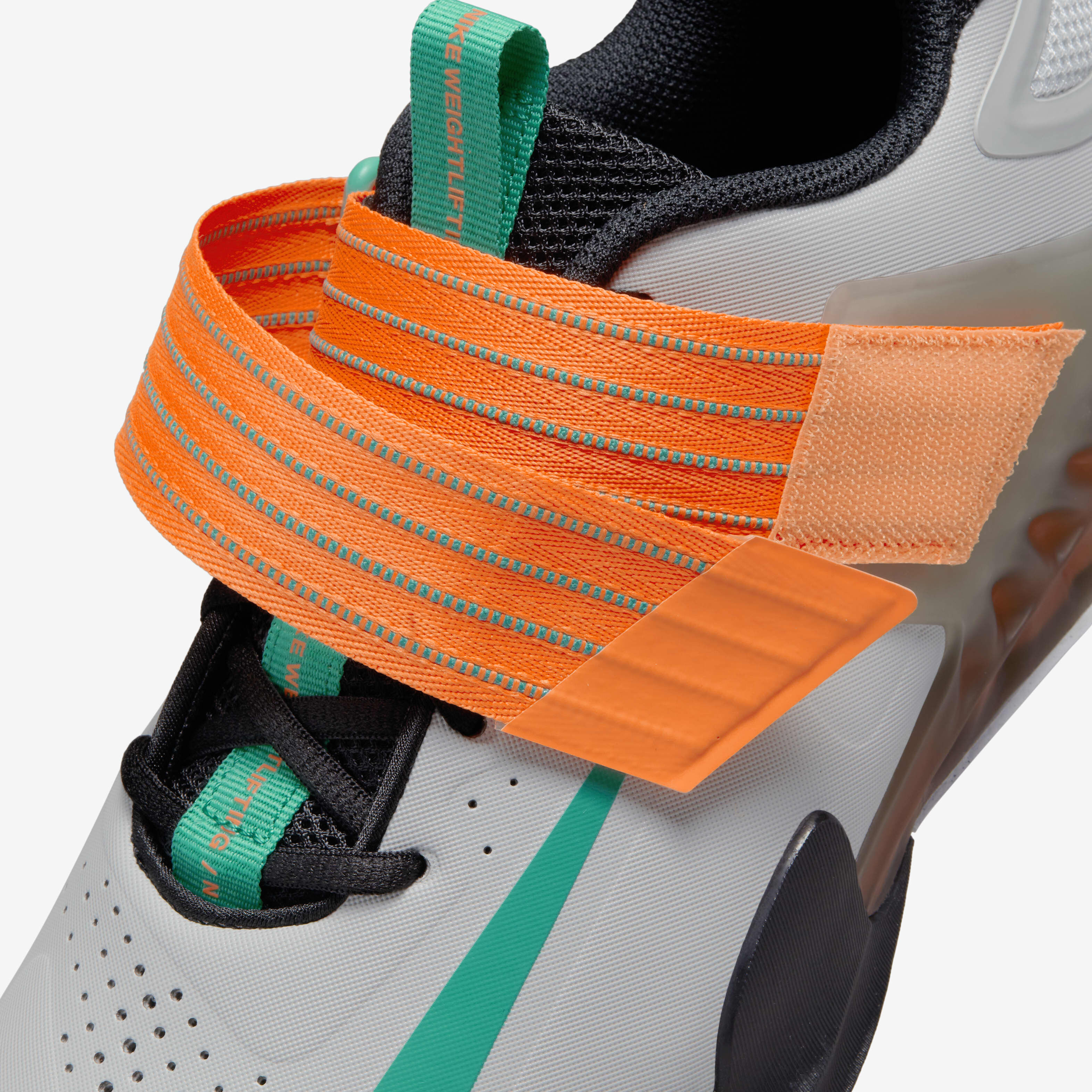 Nike Savaleos image number 8