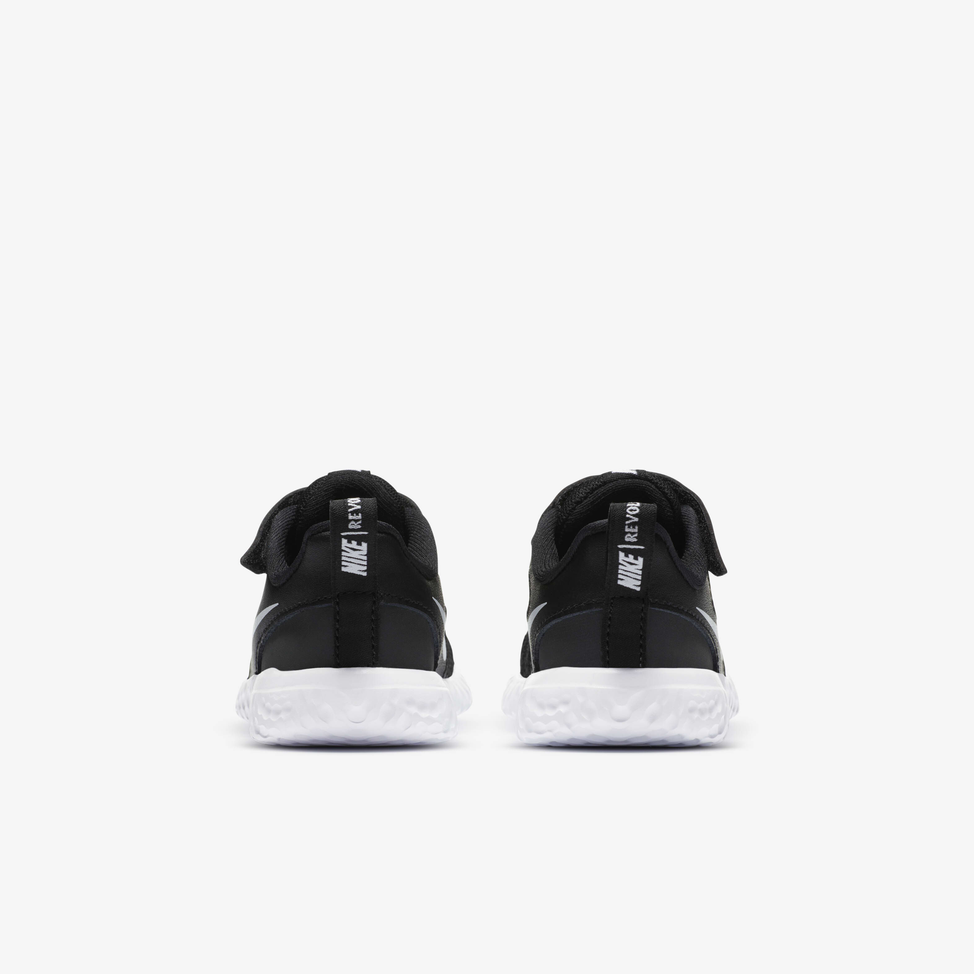 نايكي ريفوليوشن 5 image number 5