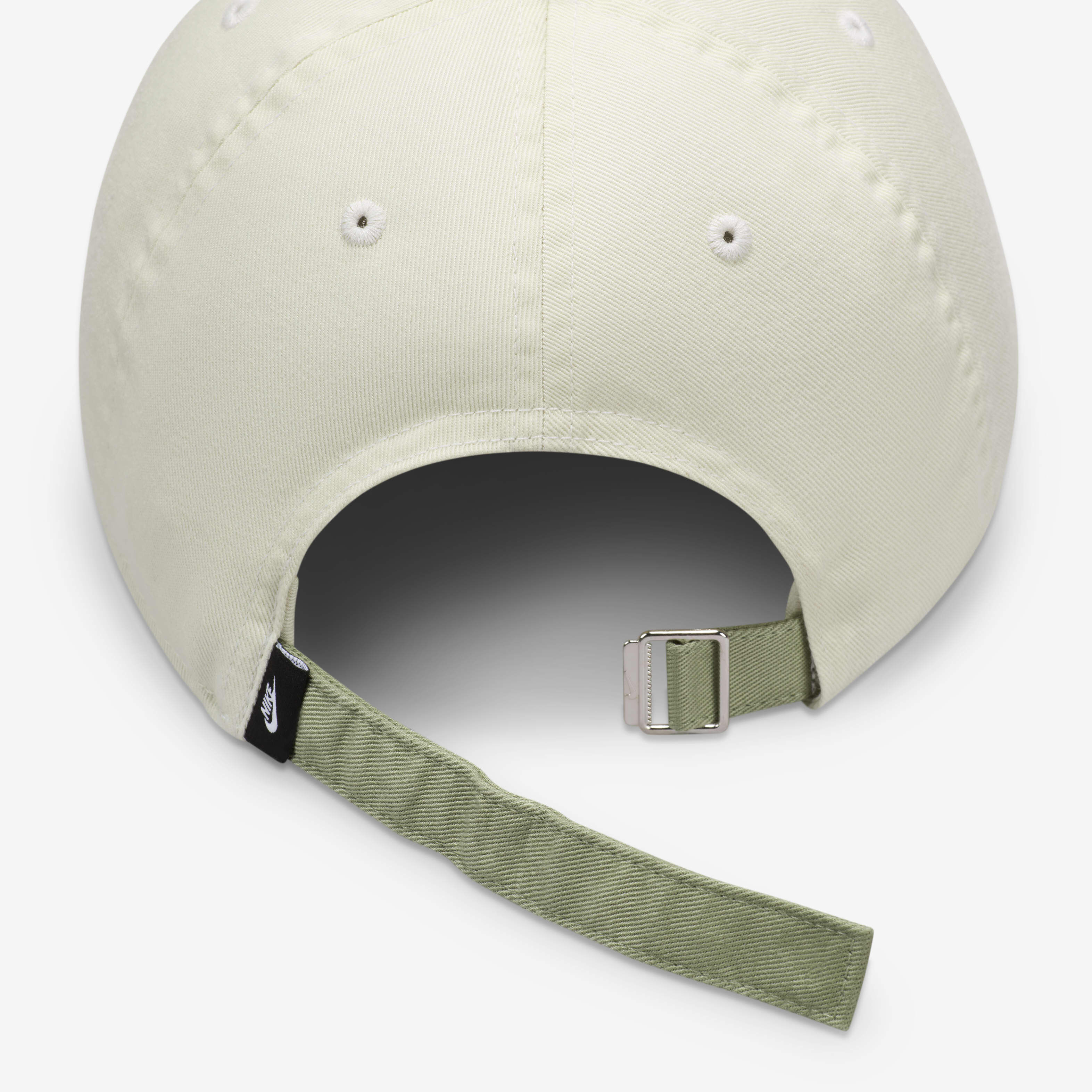 نايكي كلوب image number 2