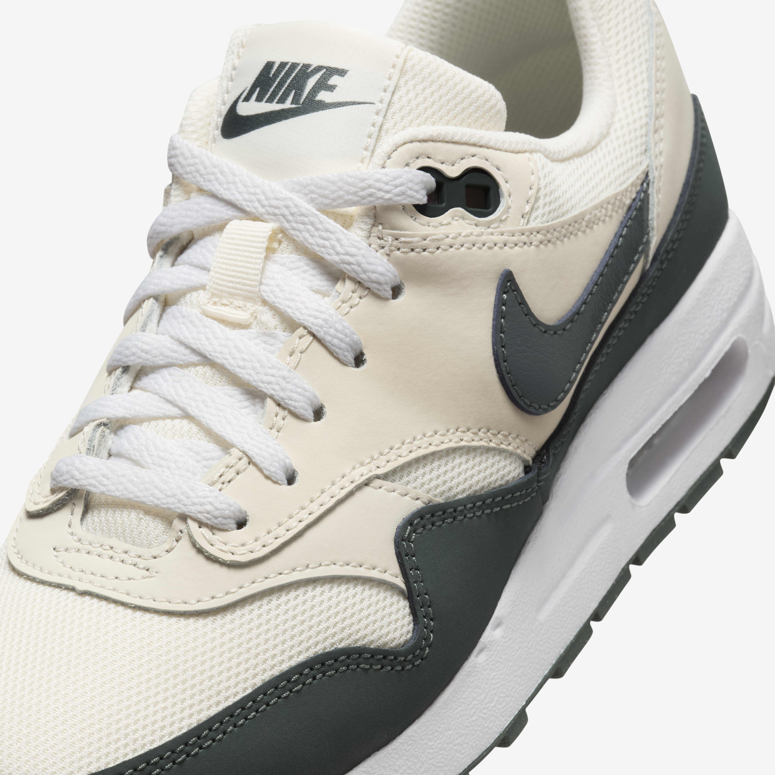 Air Max 1 image number 6