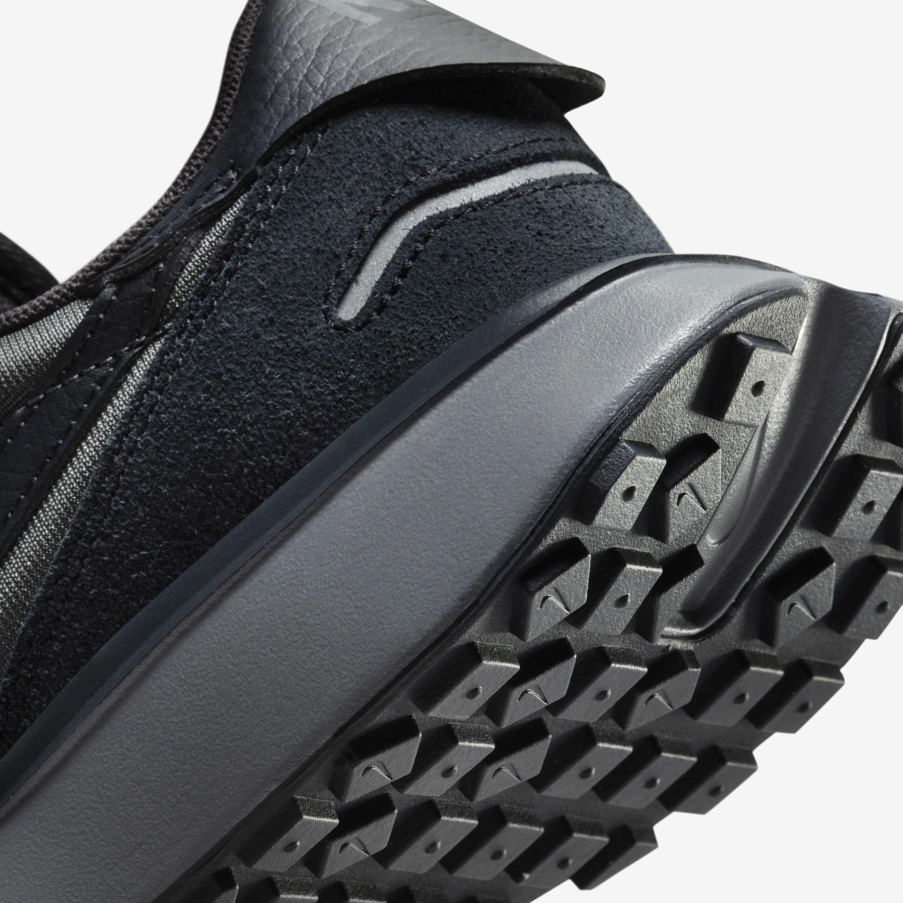 نايكي فينكس وافل image number 7